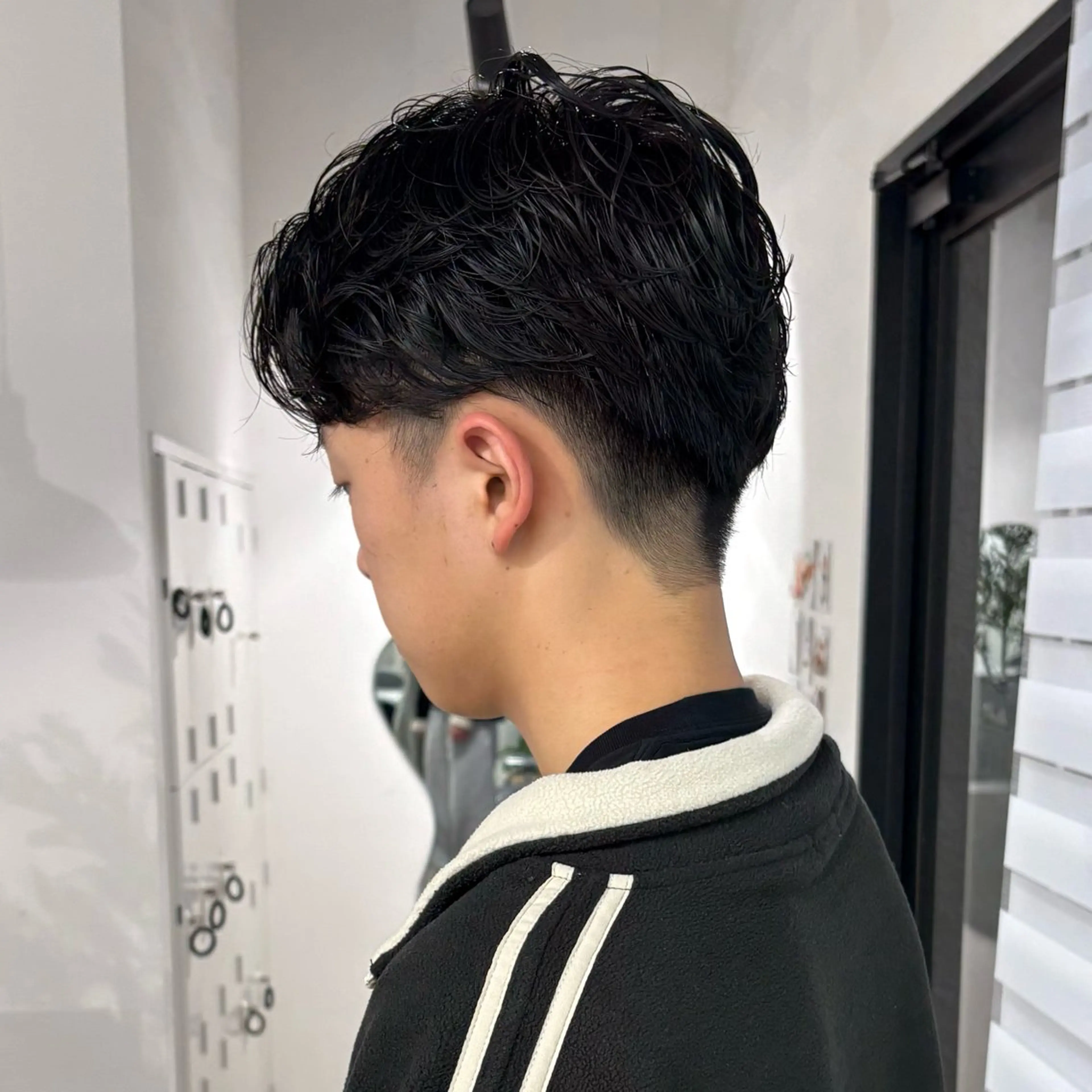 【黒髪戻し】カット+パーマ+パーマトナー【パーマで茶色くなった髪の毛に】の写真