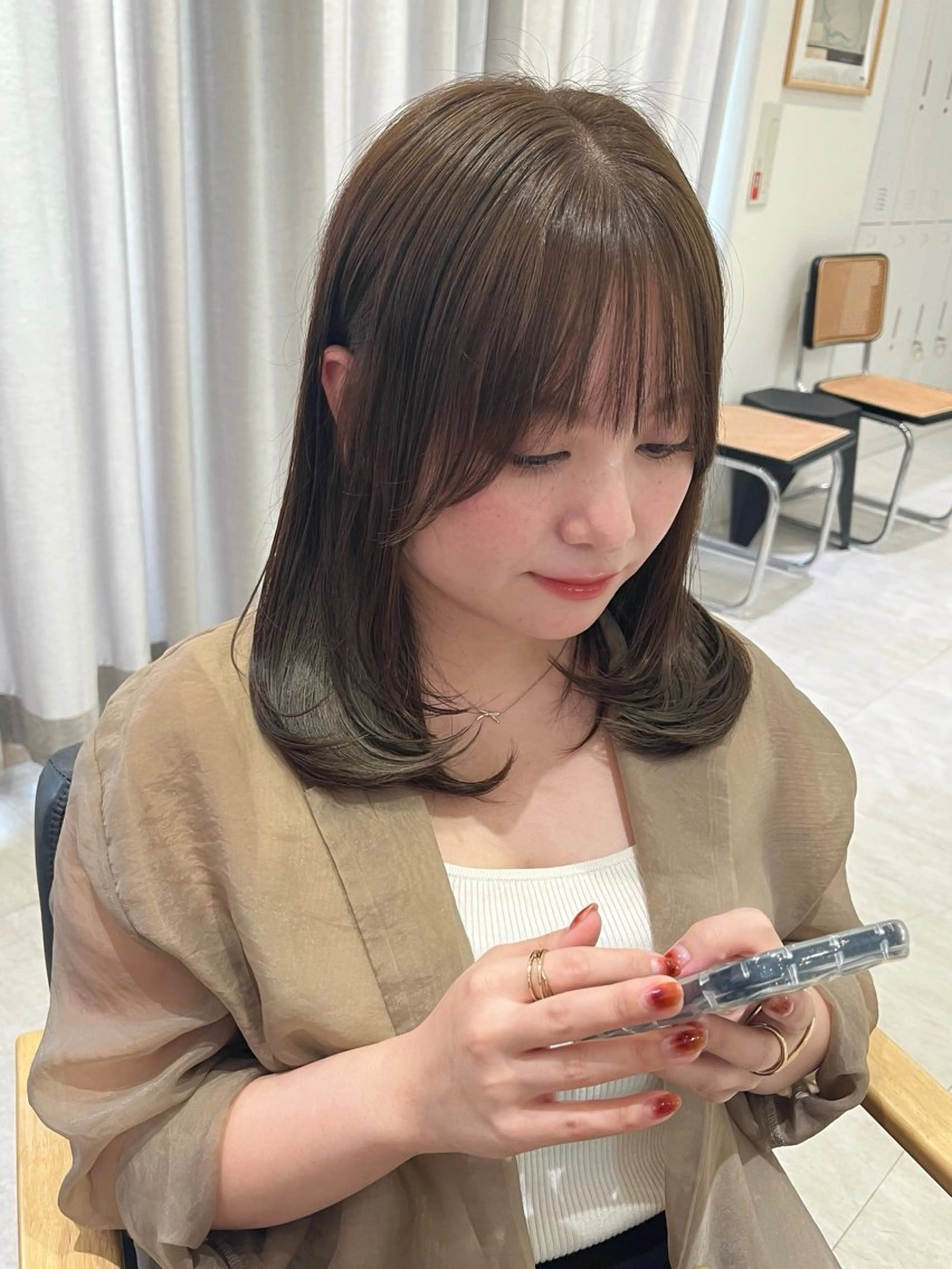 ミディアム 韓国レイヤー／顔周り ／ブリーチことこのヘアスタイル