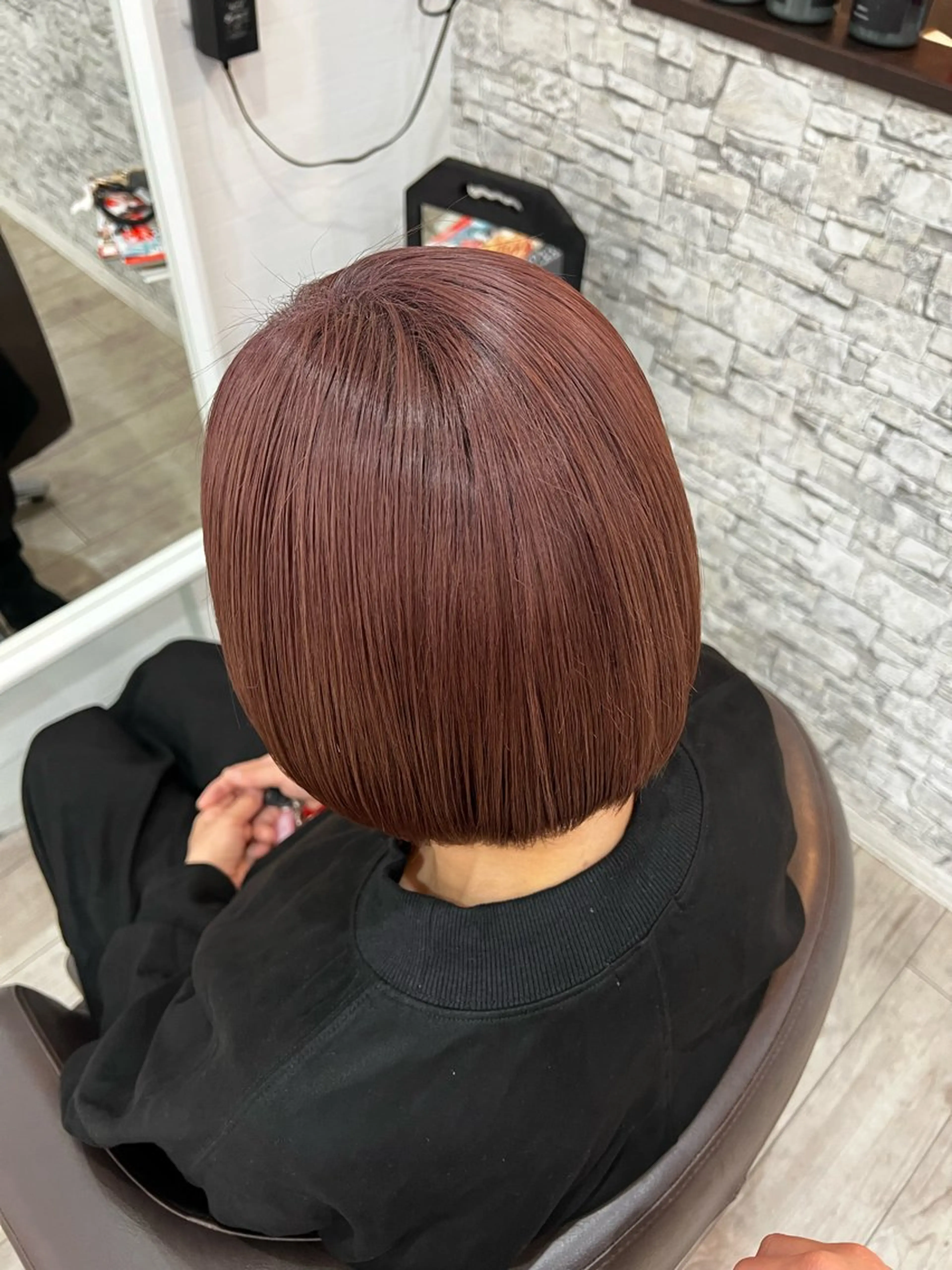 ショート カラー ブリーチ ヘアカラー メテオ ／ヘアカラー 西川菜実のヘアスタイル