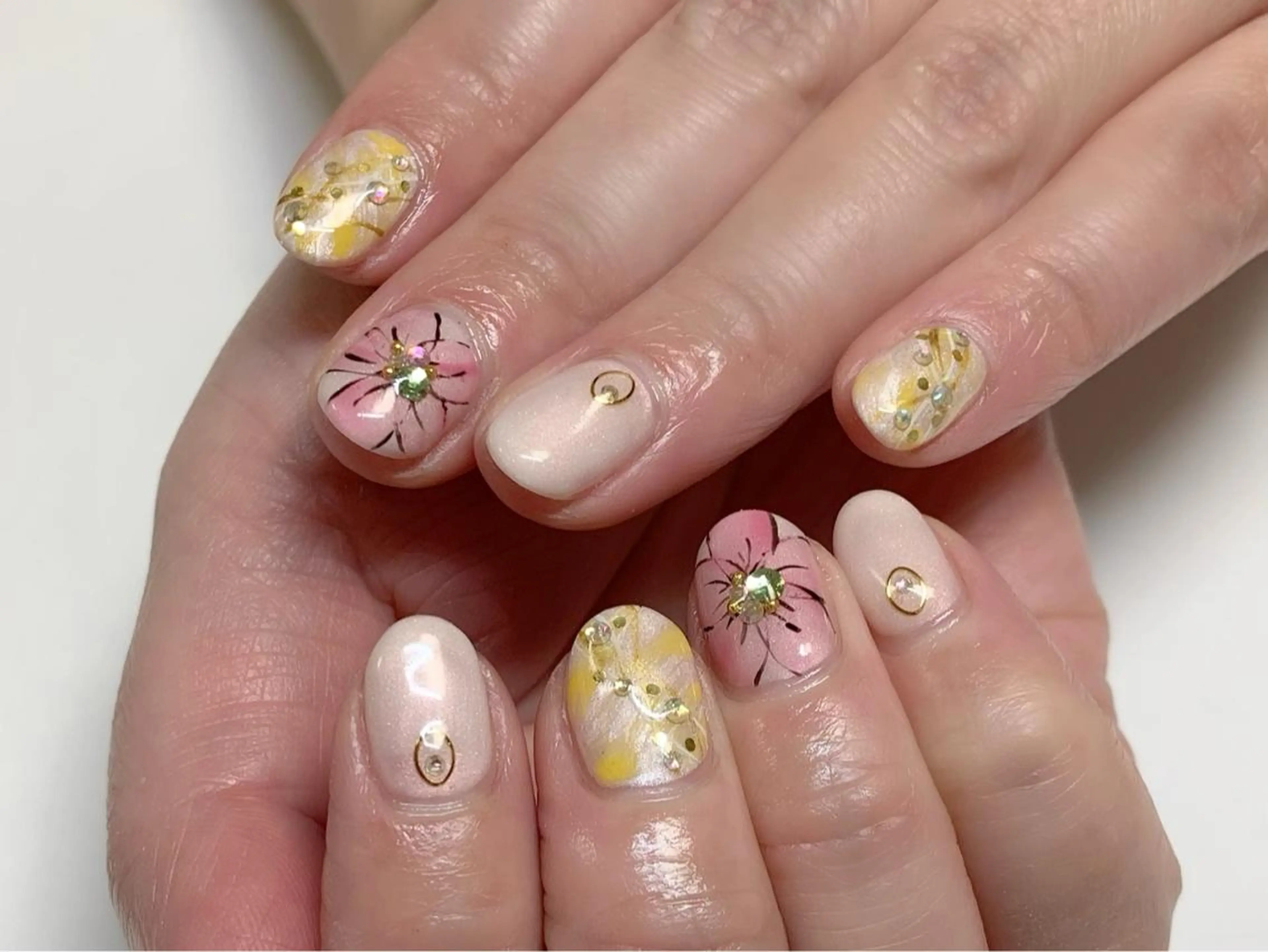 ネイル フラワーネイル ハンドネイル Viva Joieのネイルデザイン