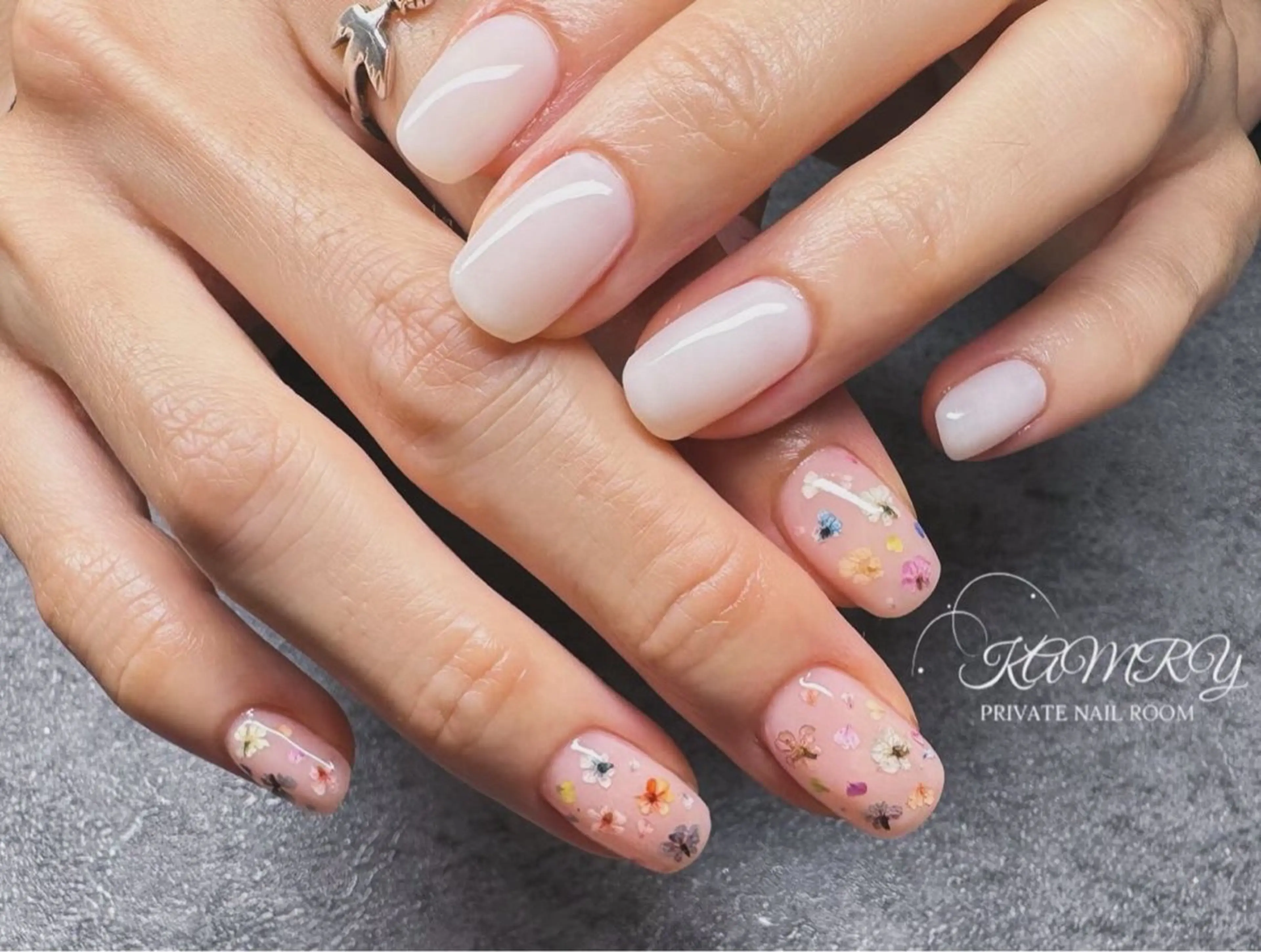ネイル ハンドネイル La ala nailのネイルデザイン