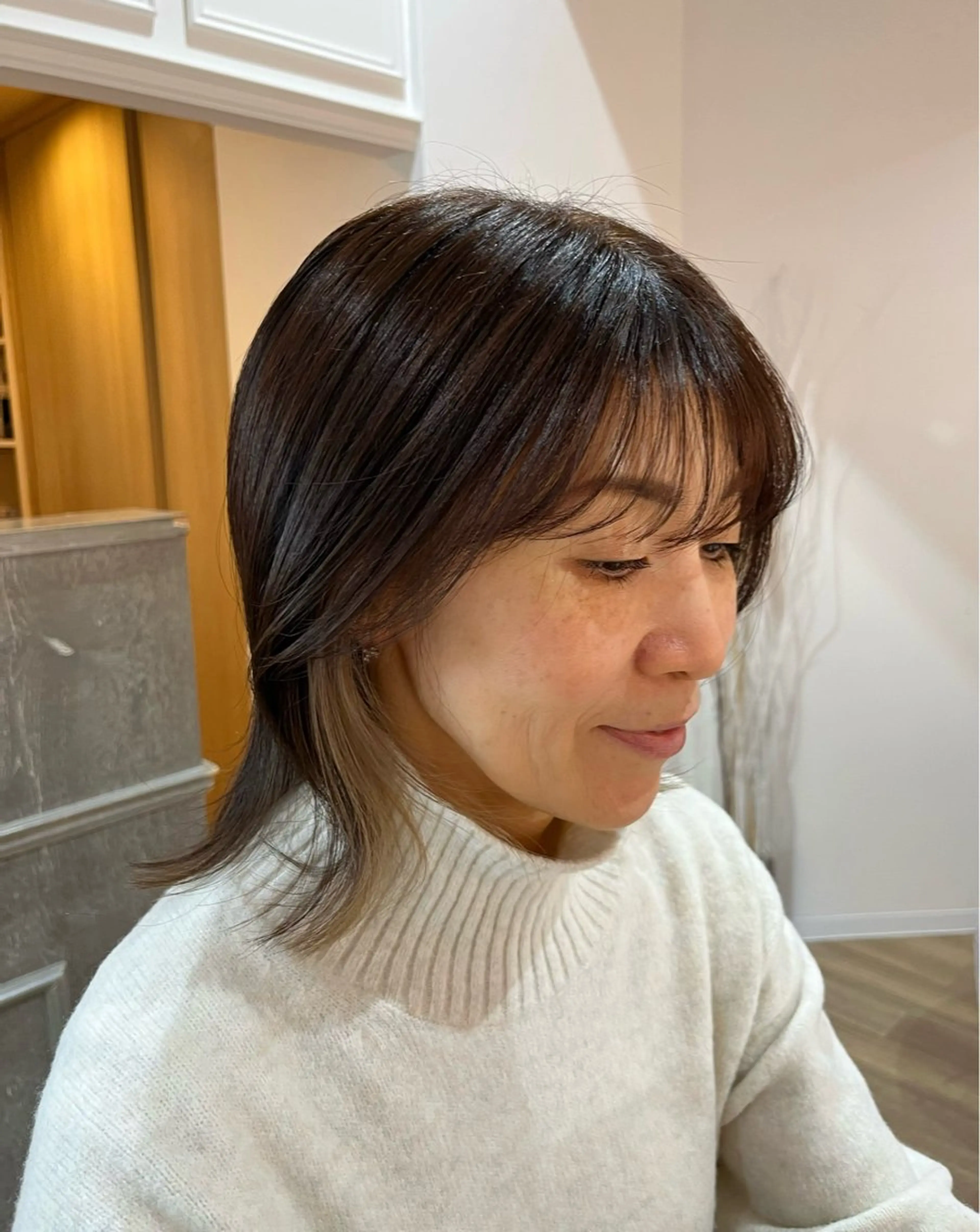 ミディアム カラー ベージュカラー ブリーチ bisou hair Kayanoのヘアスタイル