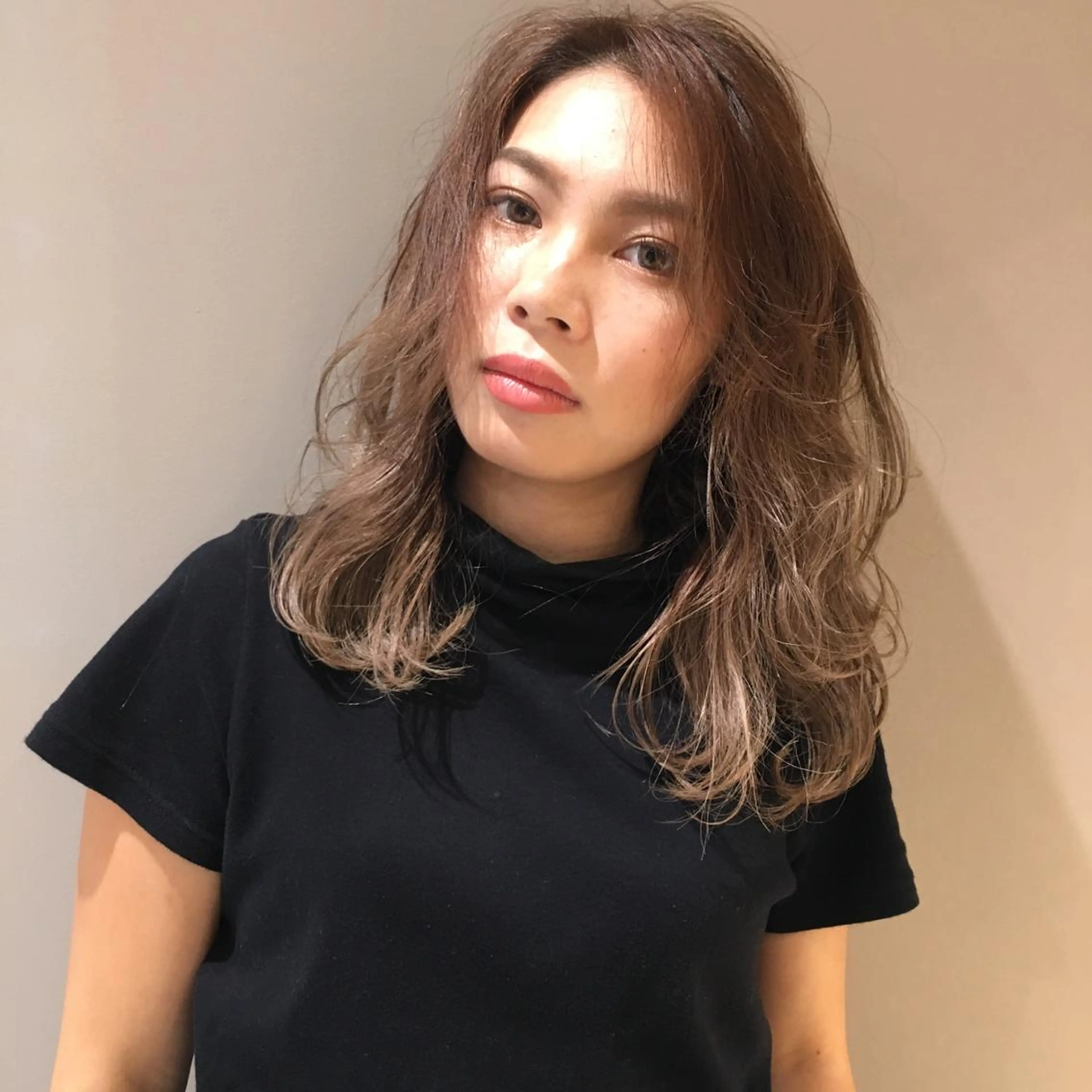 ショート ミディアム セミロング ロング カラー アッシュ ハイトーンカラー レイヤーカット BLend 渋谷のヘアスタイル