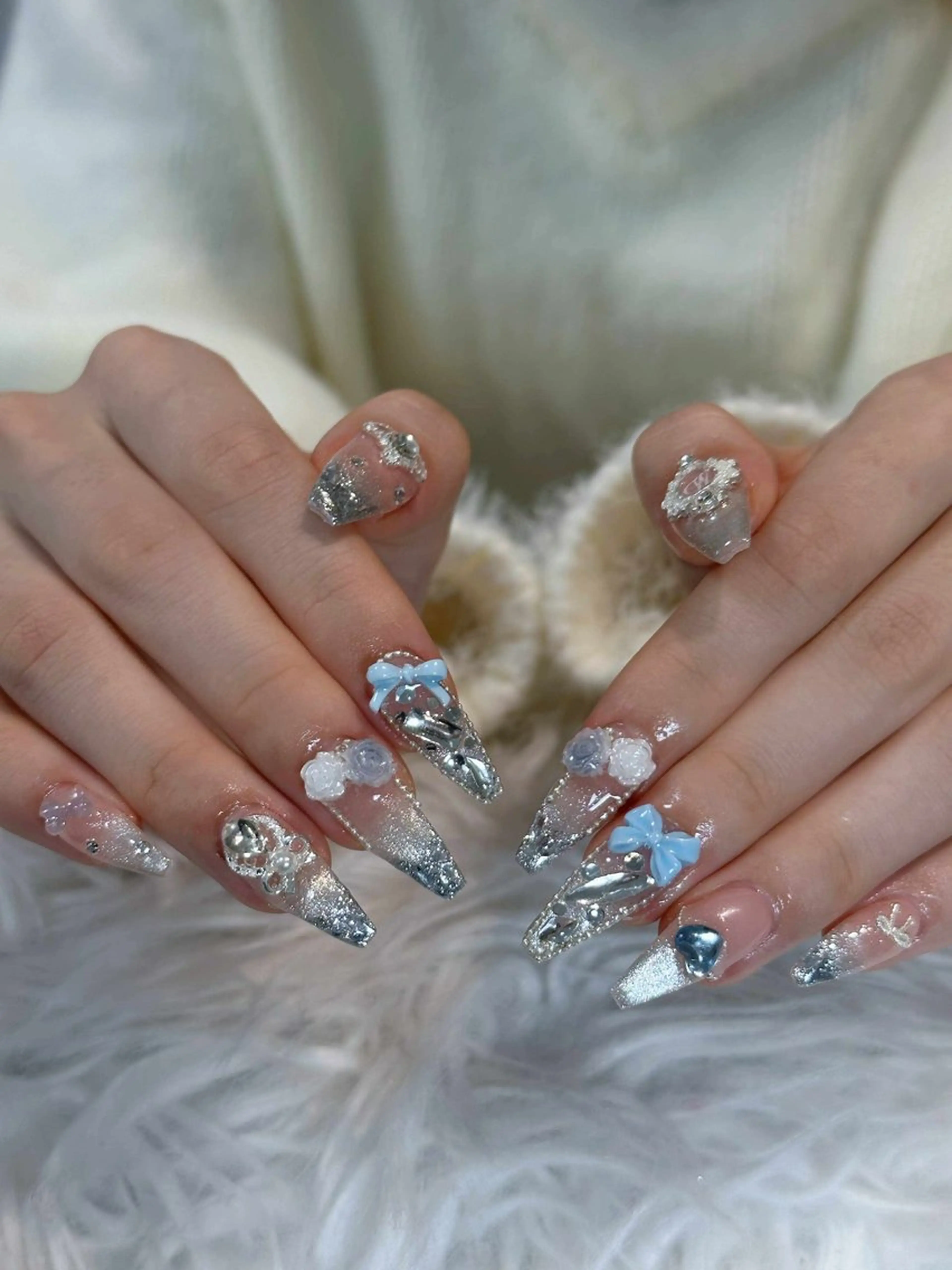 ネイル オーロラネイル ボルドー ブラウン 氷ネイル・うるうるネイル キラキラネイル ハンドネイル Julli NailStudioのネイルデザイン