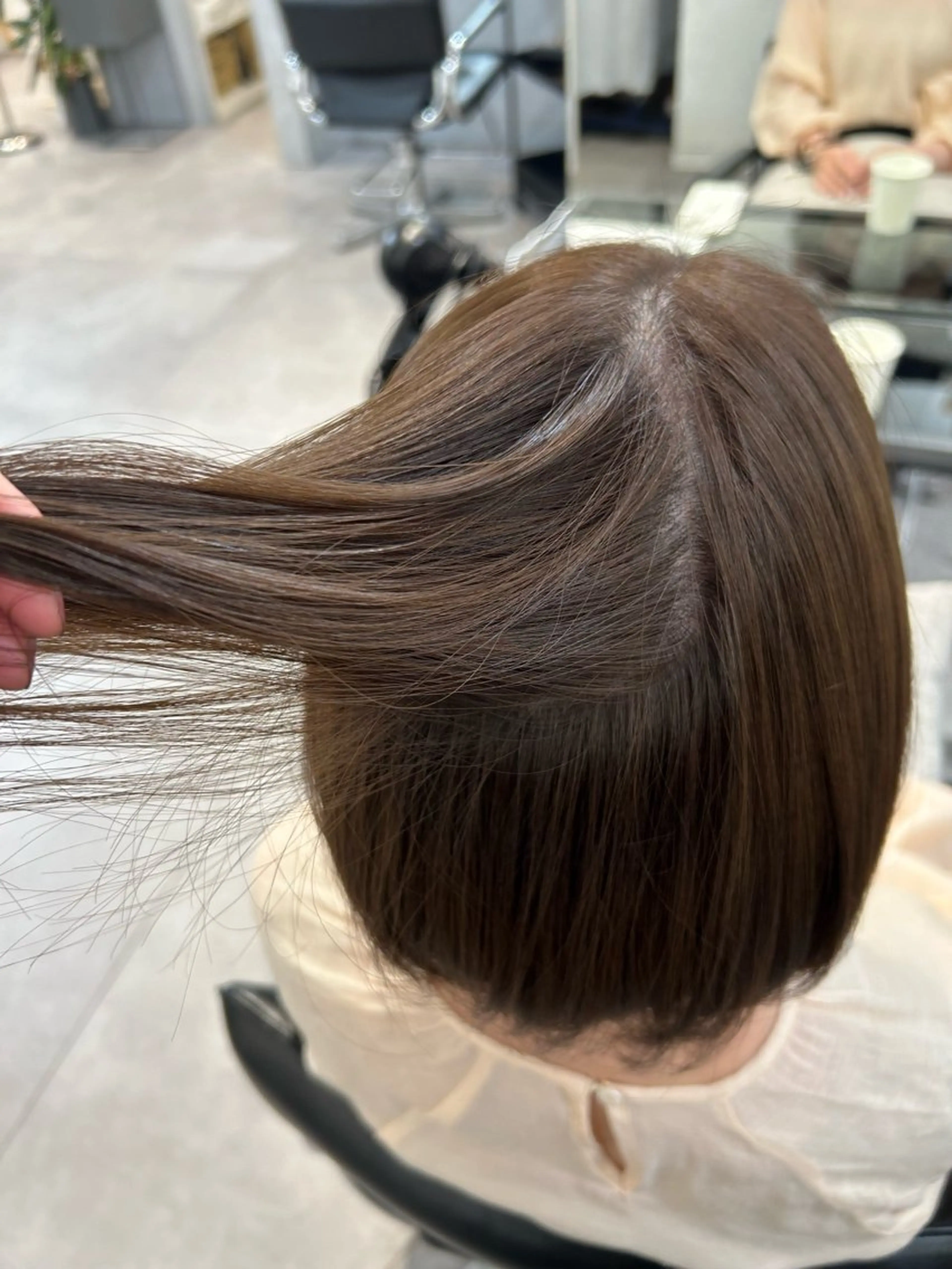 ショート カラー ブリーチ 透明感カラー グレージュ ブリーチなしカラー カット ヘアカラー トリートメント 池袋/小顔レイヤー/ 顔まわり/taigaのヘアスタイル