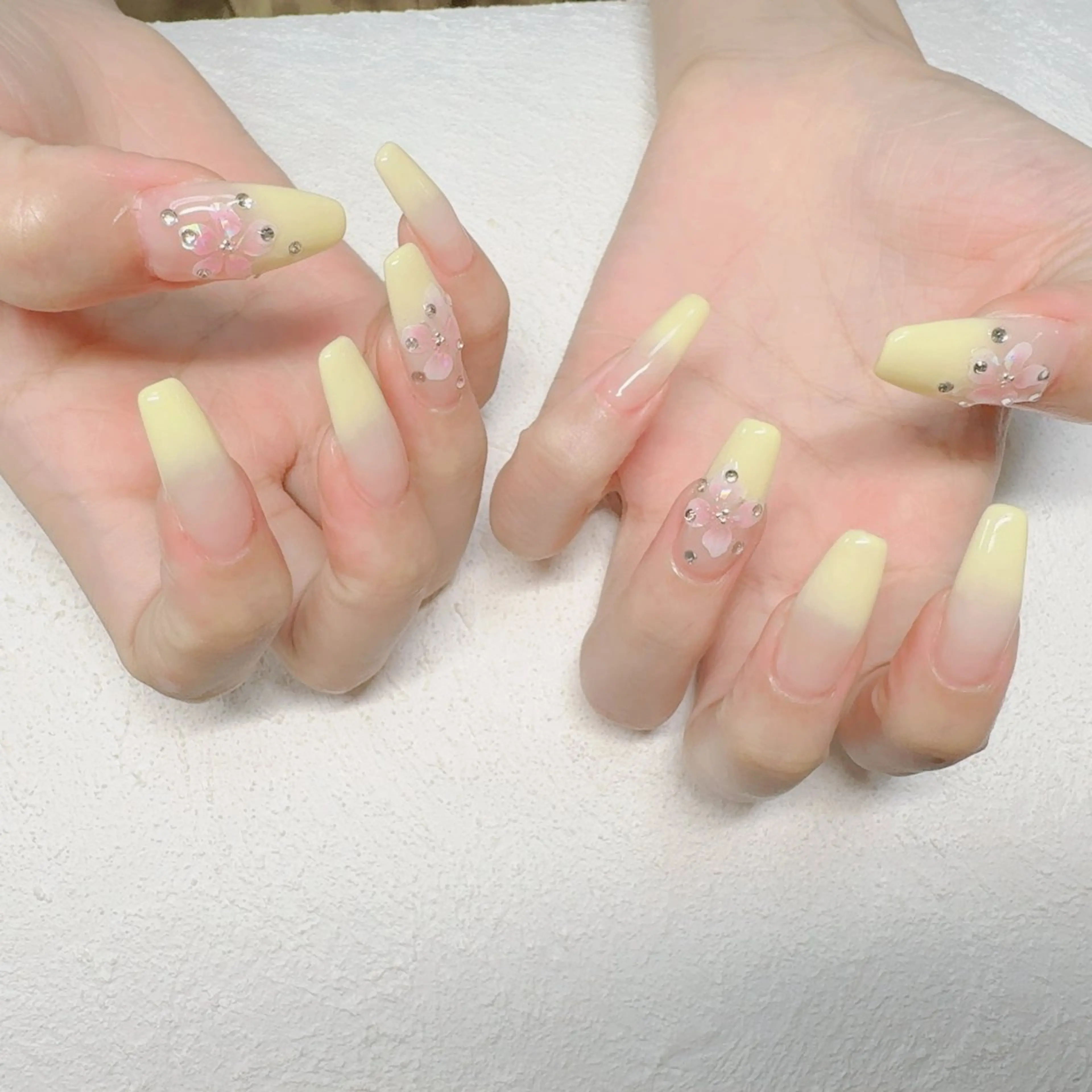 ネイル 持ち込み Regaro i.sのネイルデザイン