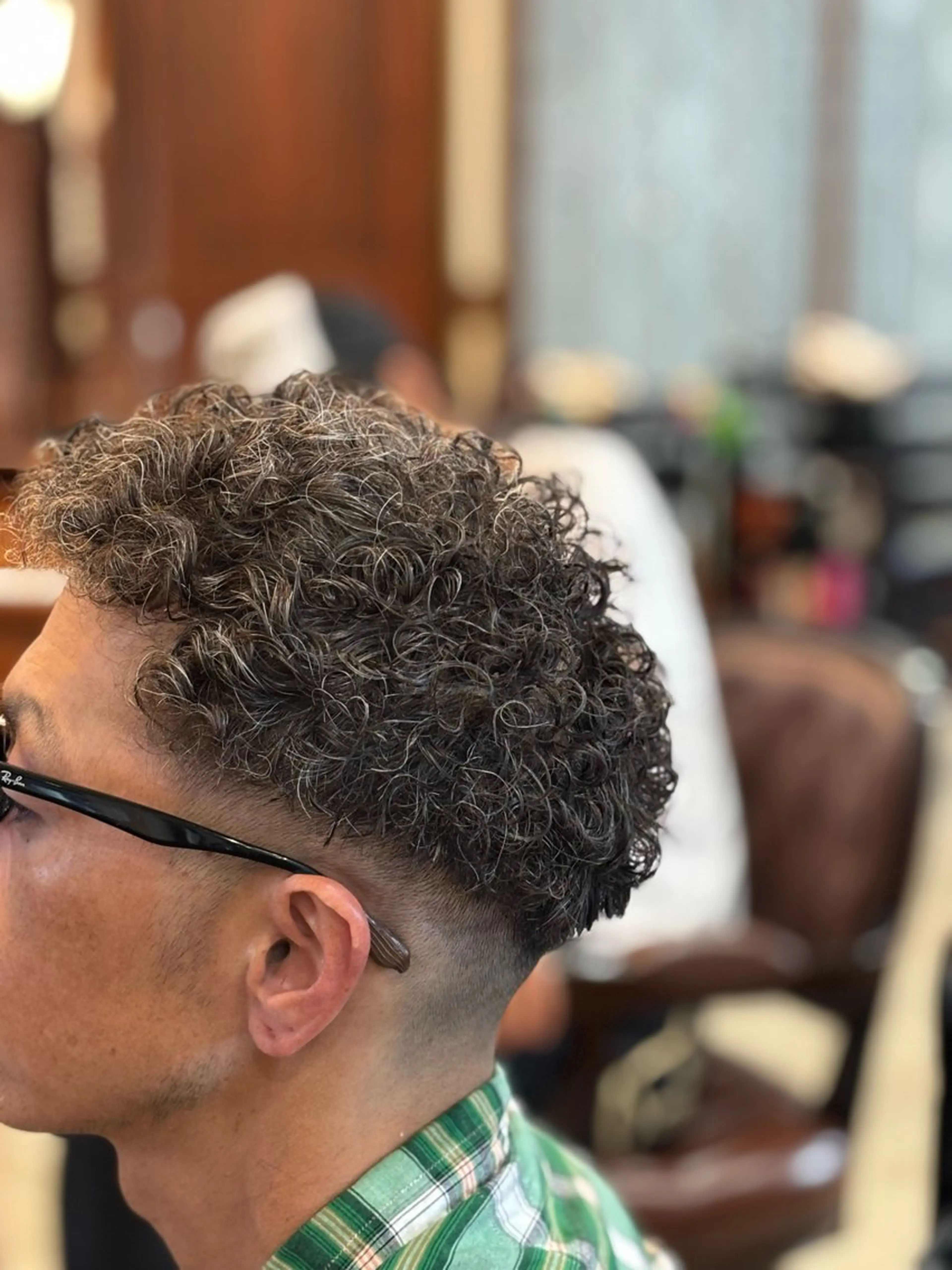 ショート パーマ メンズ メンズパーマ おしゃれ泥棒 石原メンズ特化美容師のヘアスタイル