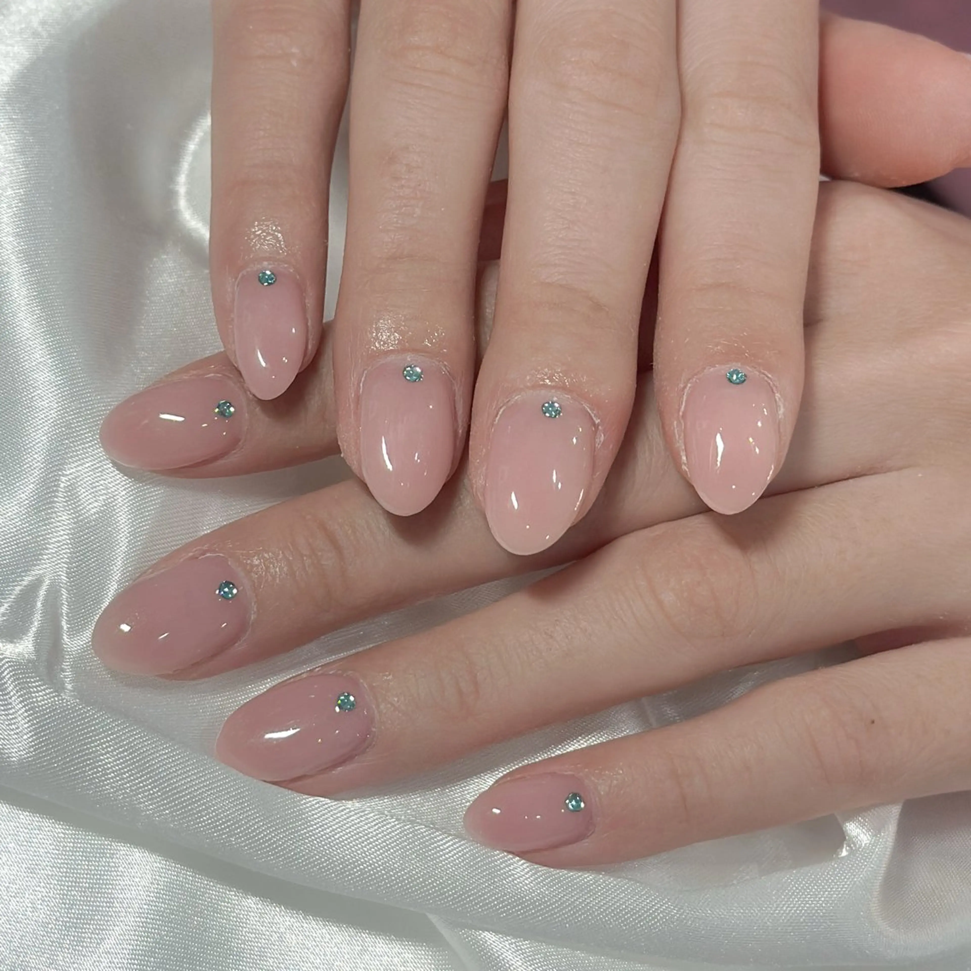 ネイル ハンドネイル フットネイル LAVISH nanamiのネイルデザイン