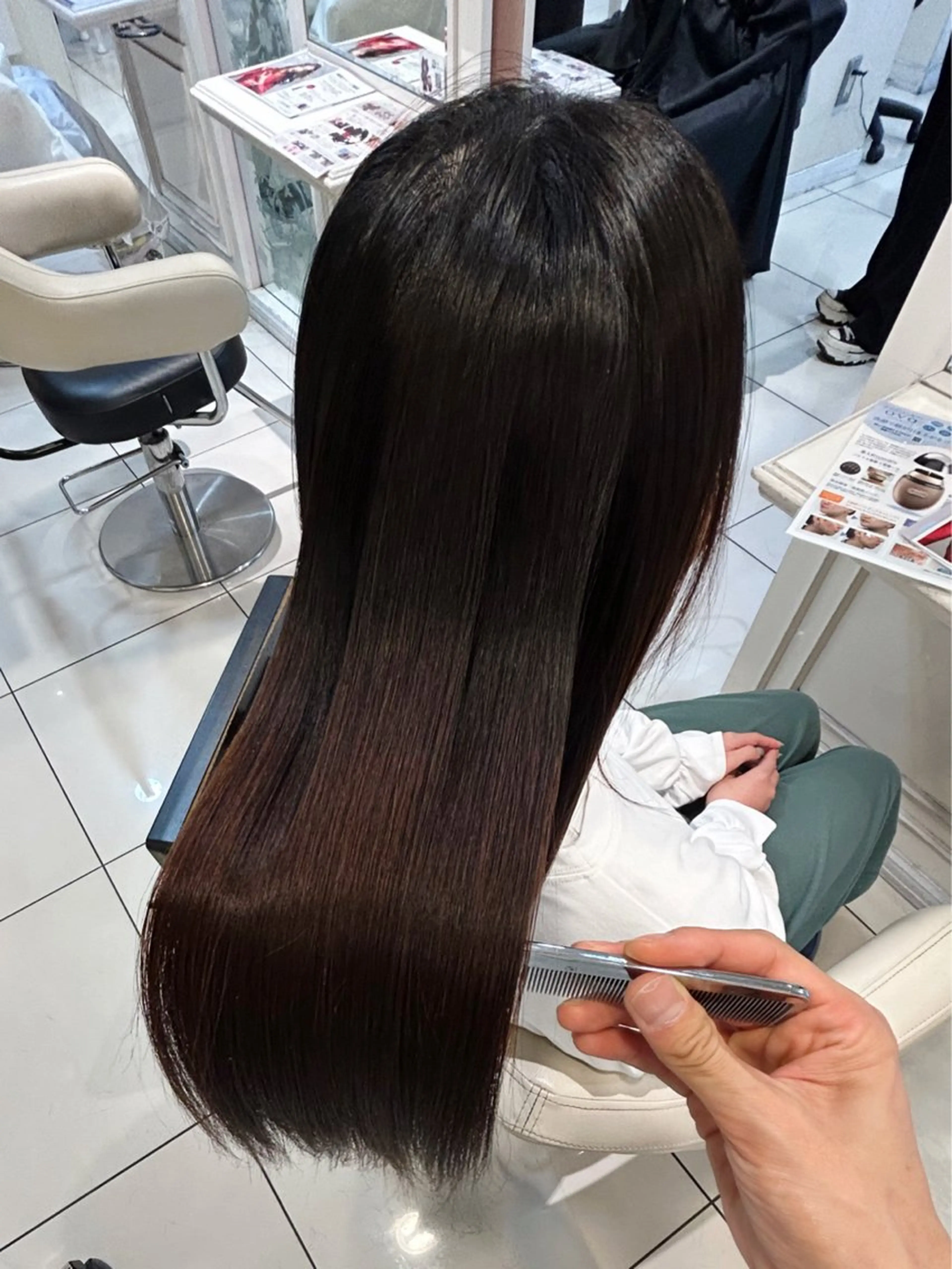 ロング 縮毛矯正 髪質改善カラー 🦋さきねのヘアスタイル