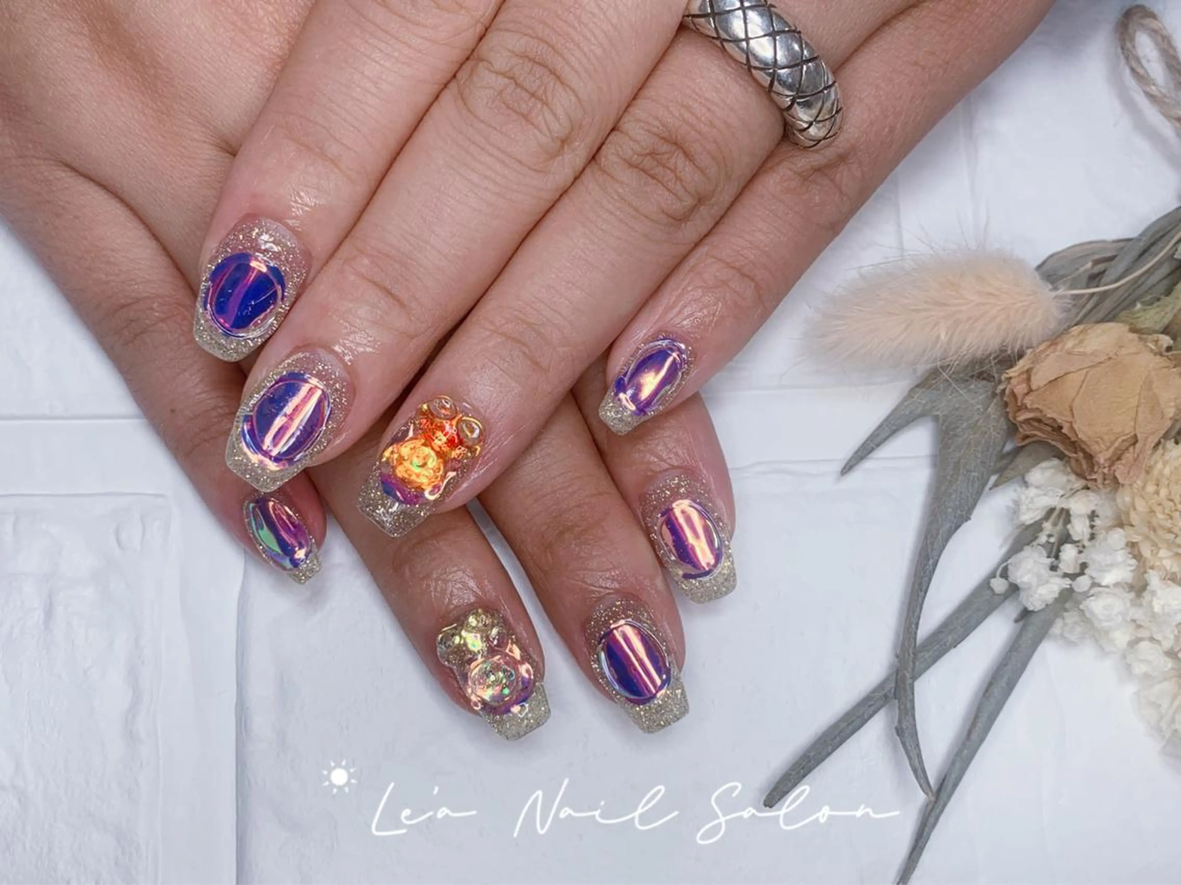 ショート カラー ネイル Le’a NailSalonのネイルデザイン