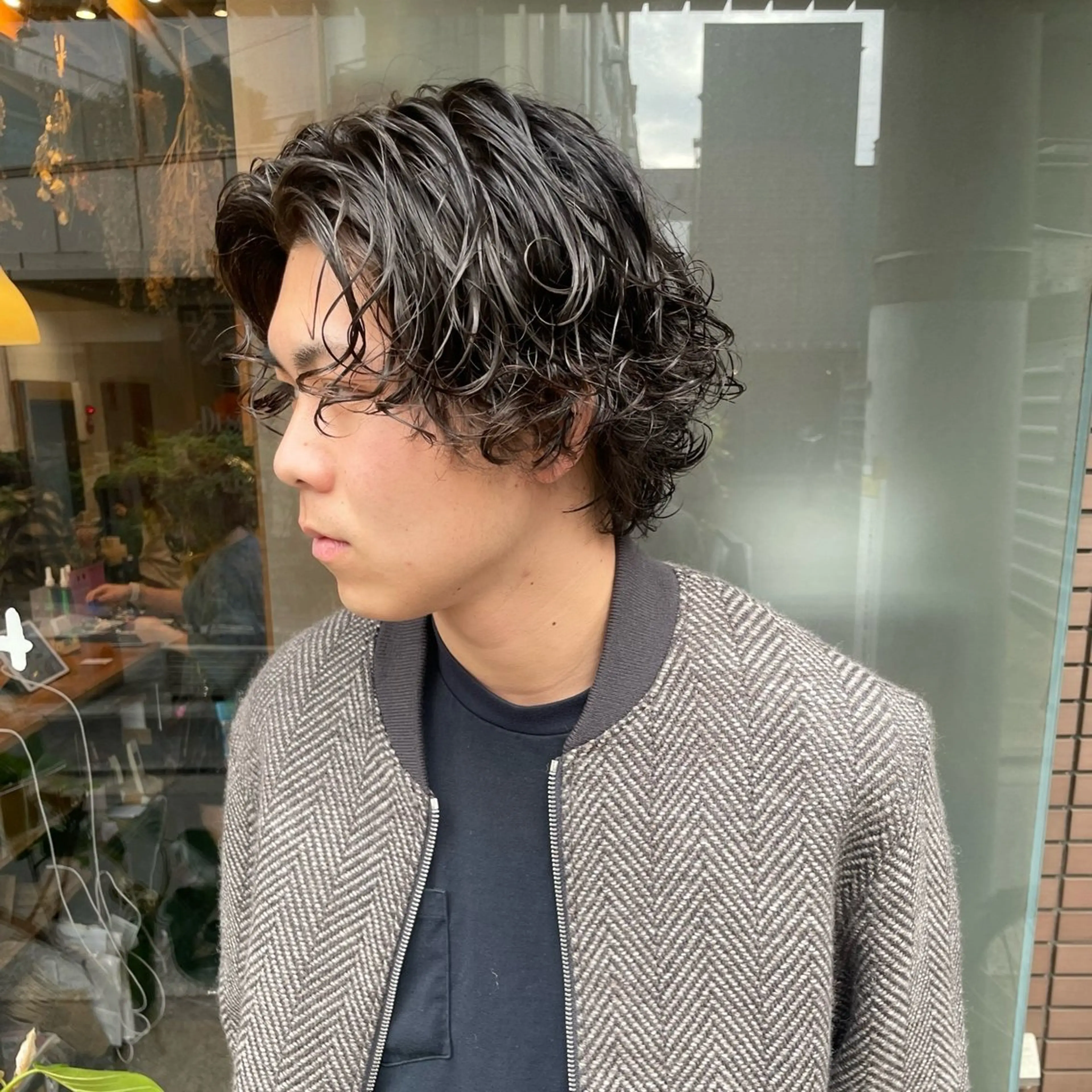 パーマ メンズ 透けるカラー 🫧‪かふうのヘアスタイル