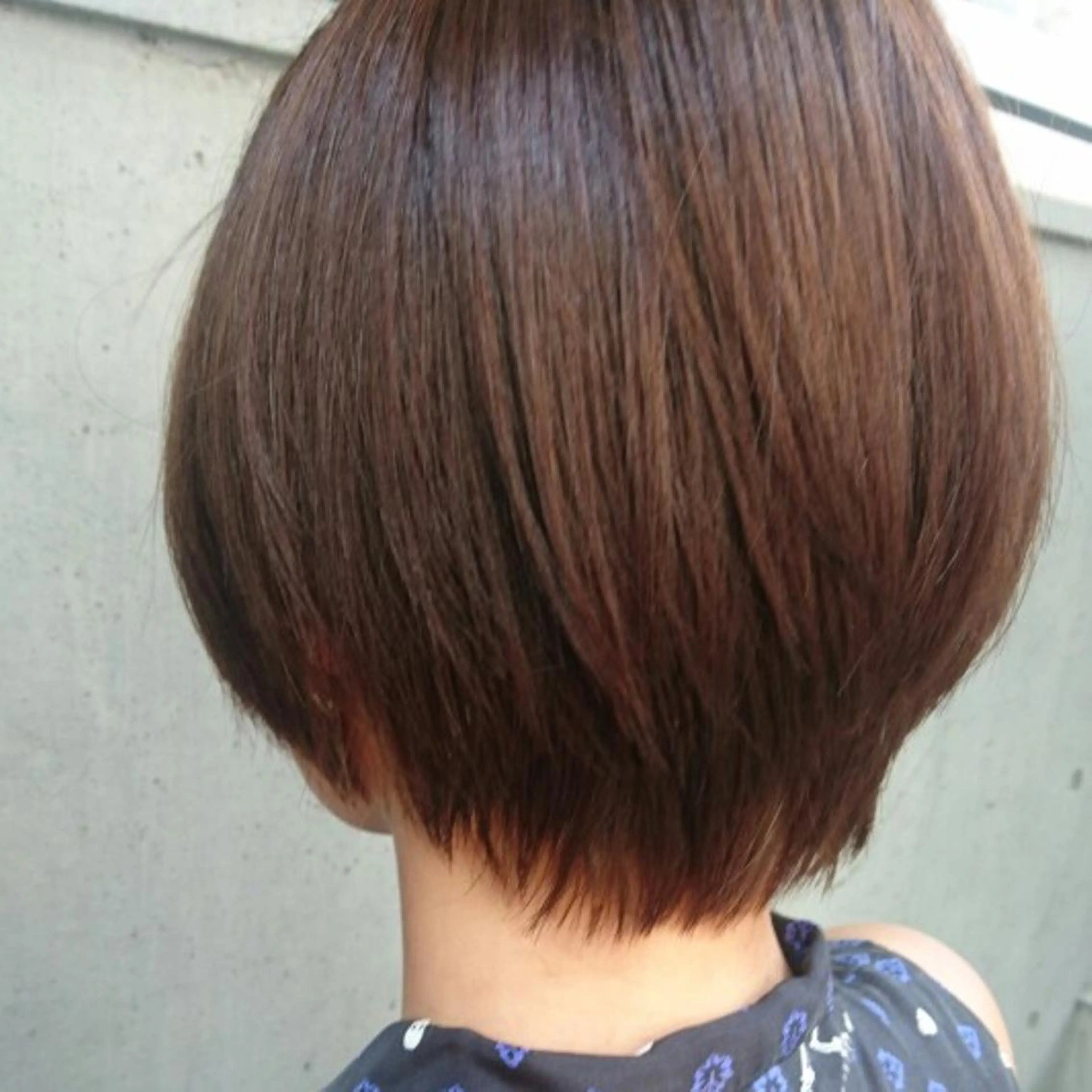 ショート カラー ショートレイヤー アッシュ レイヤーカット ショートヘア カット ヘアカラー トリートメント 大人ショートのスペシ ャリスト✨️井上雄輝のヘアスタイル