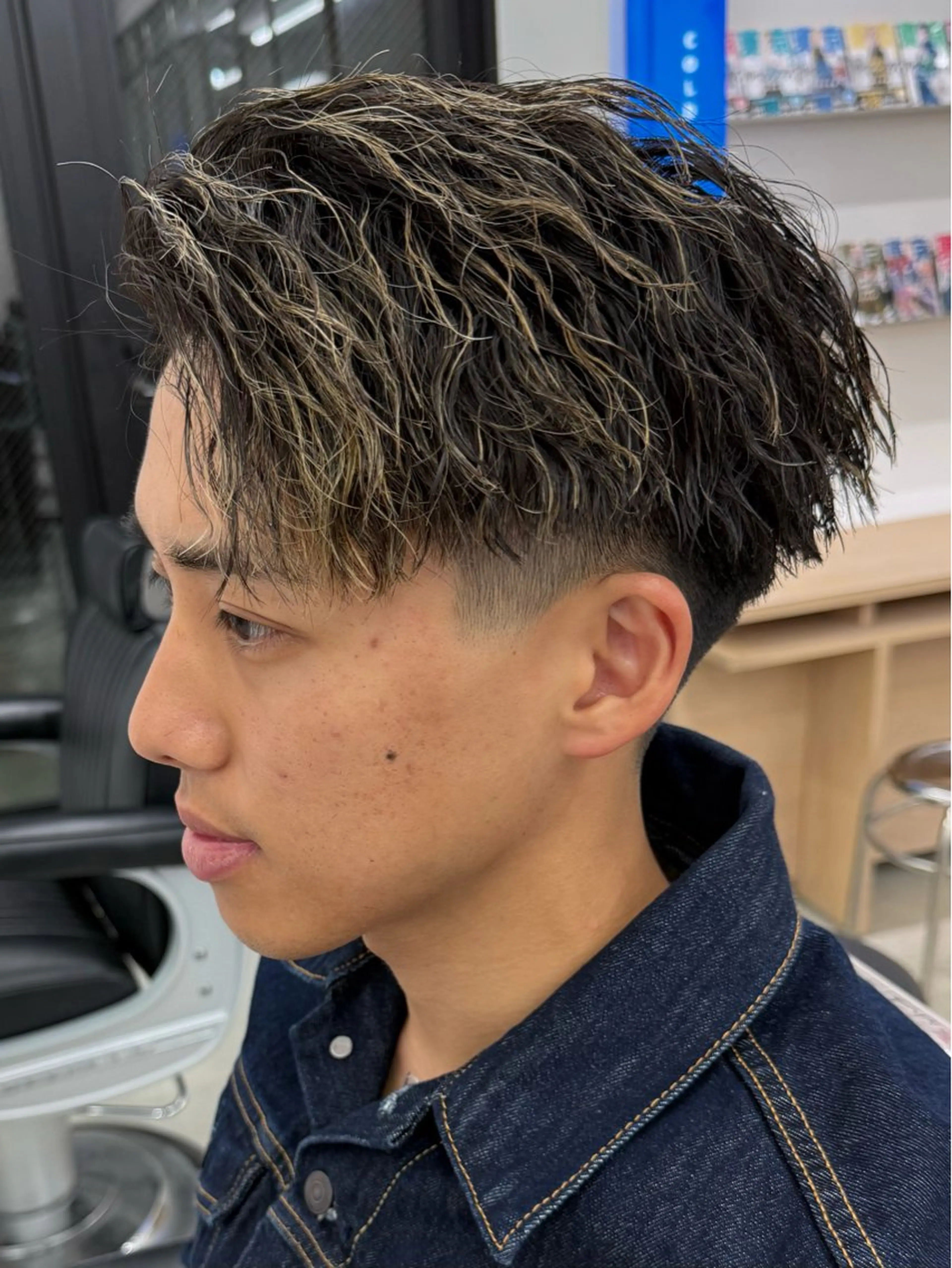 【新規限定】メンズカット+ハイライト+パーマの写真