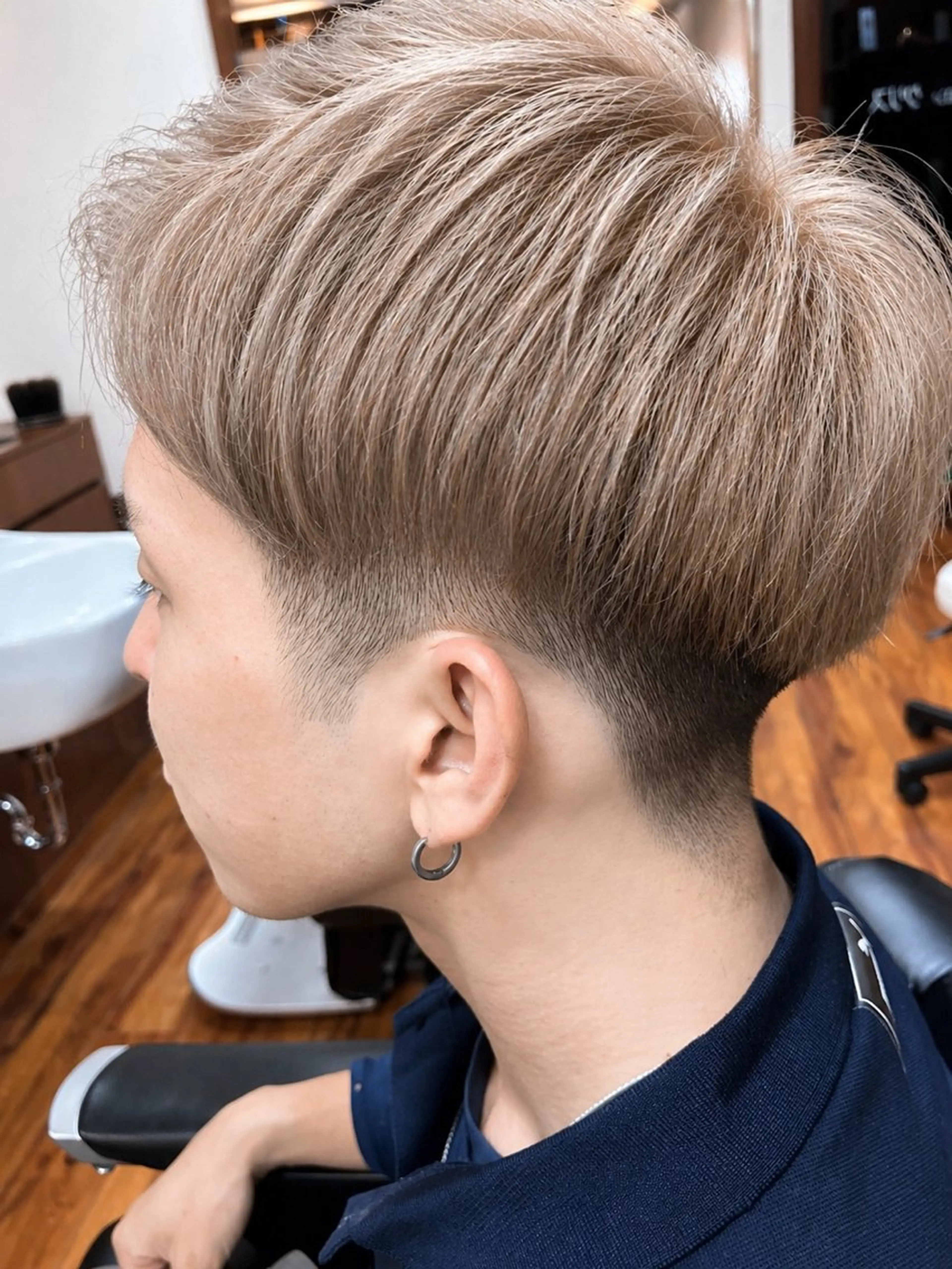 ショート カラー メンズ hair salon kurisuのヘアスタイル
