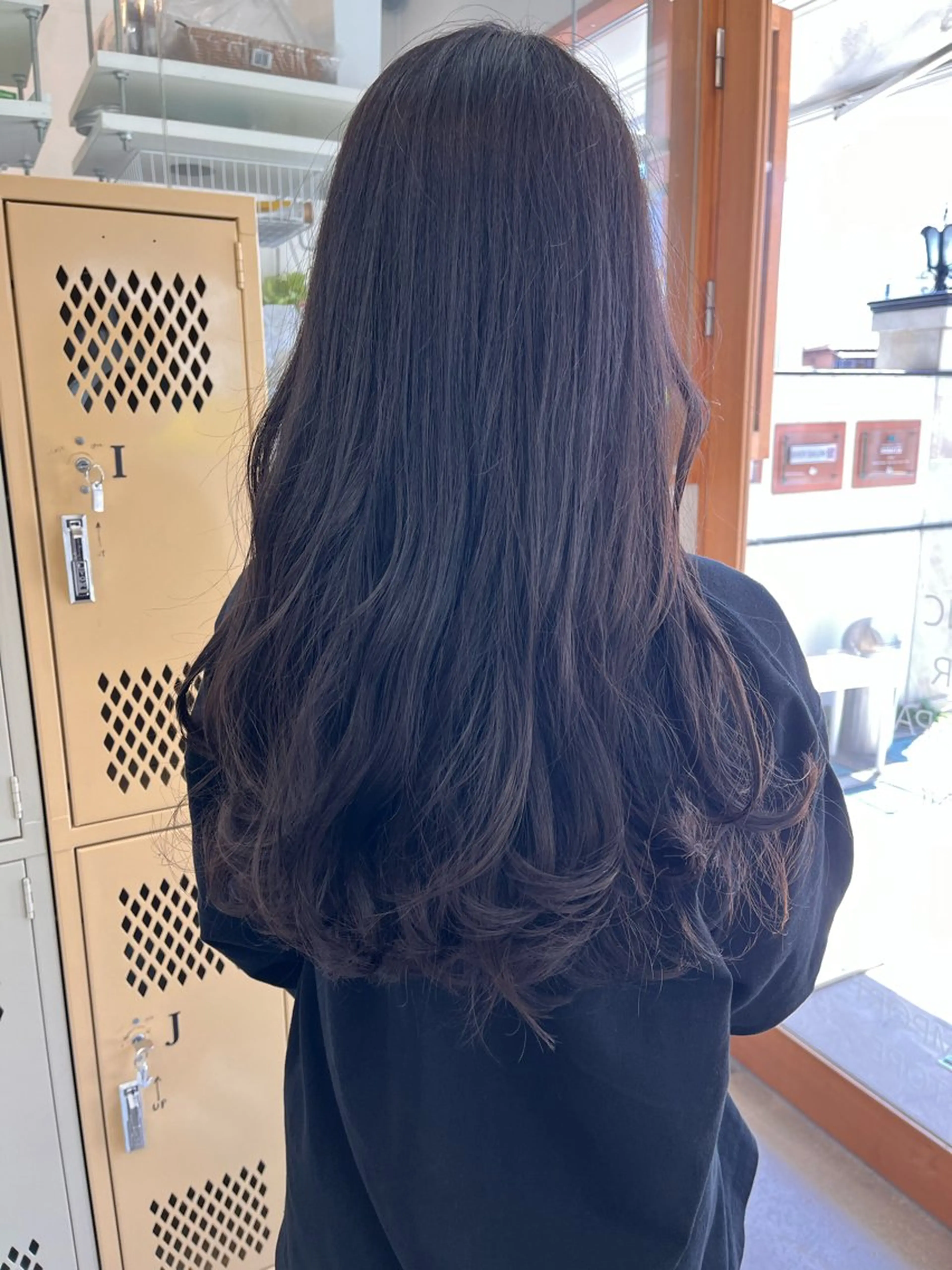 ロング カラー パープルカラー 森田 菜留美のヘアスタイル