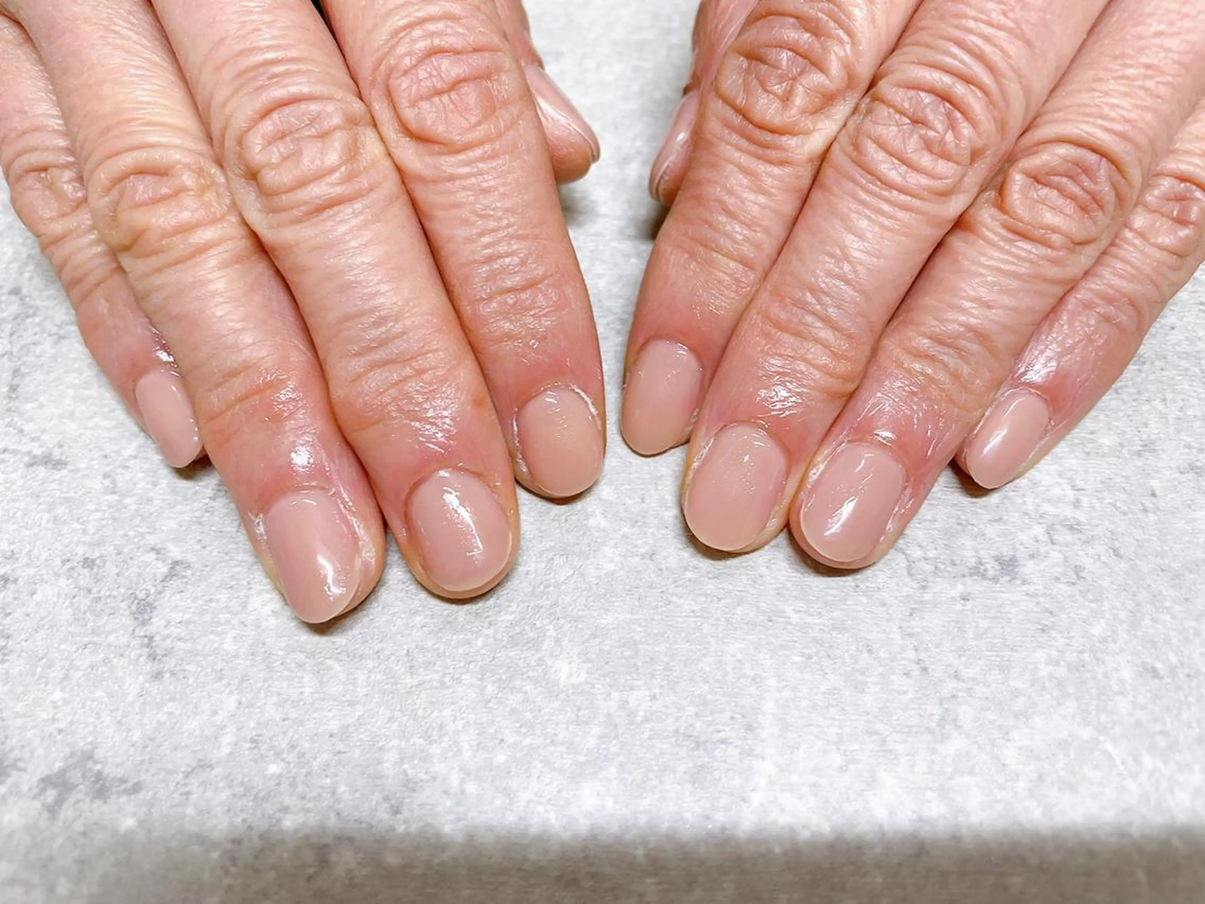 ネイル オーロラネイル フラワーネイル フットネイル フレンチネイル ジェルネイル ハンドネイル mogunail &blowのネイルデザイン