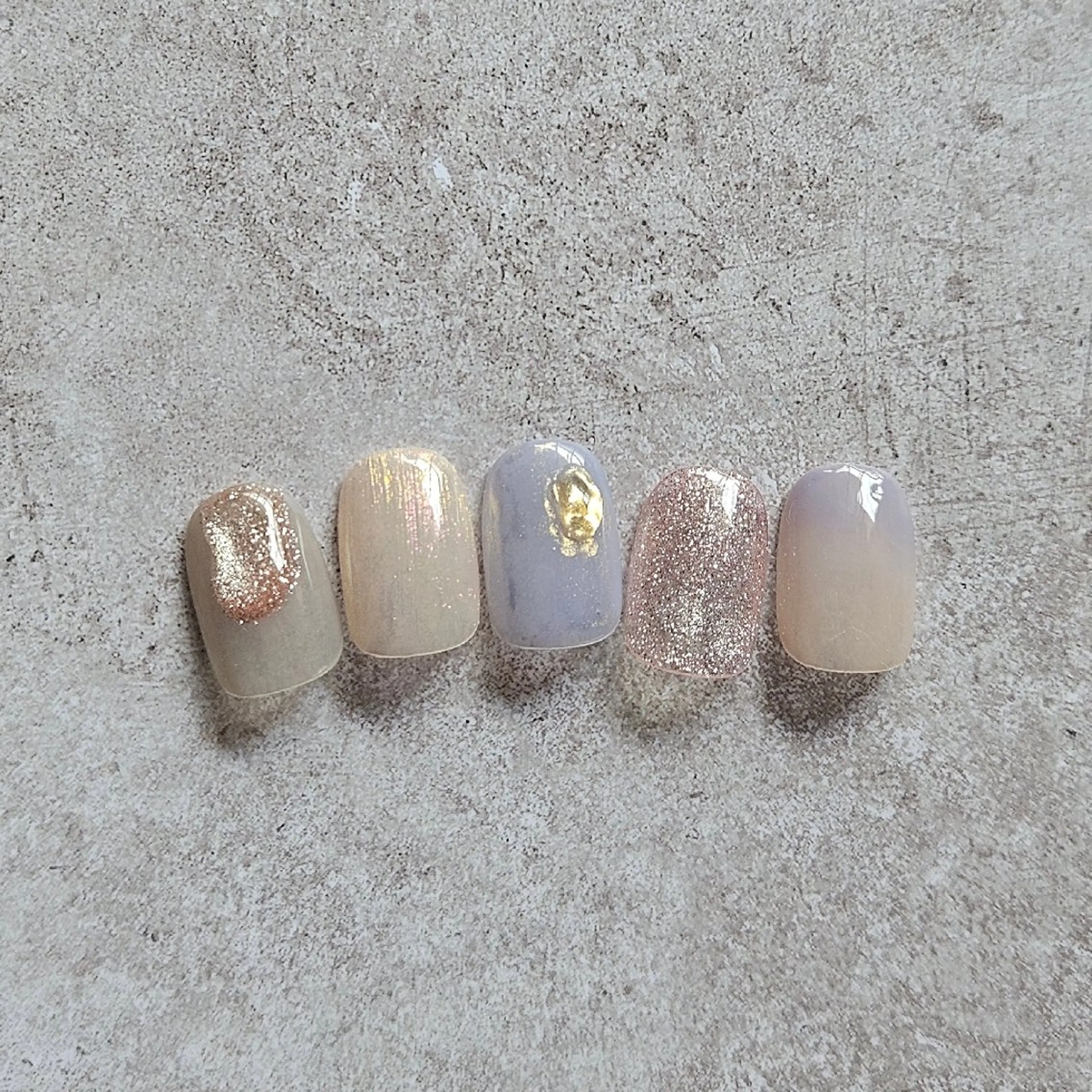 ネイル キラキラネイル マグネットネイル シンプルネイル ハンドネイル Nailsalon manoのネイルデザイン