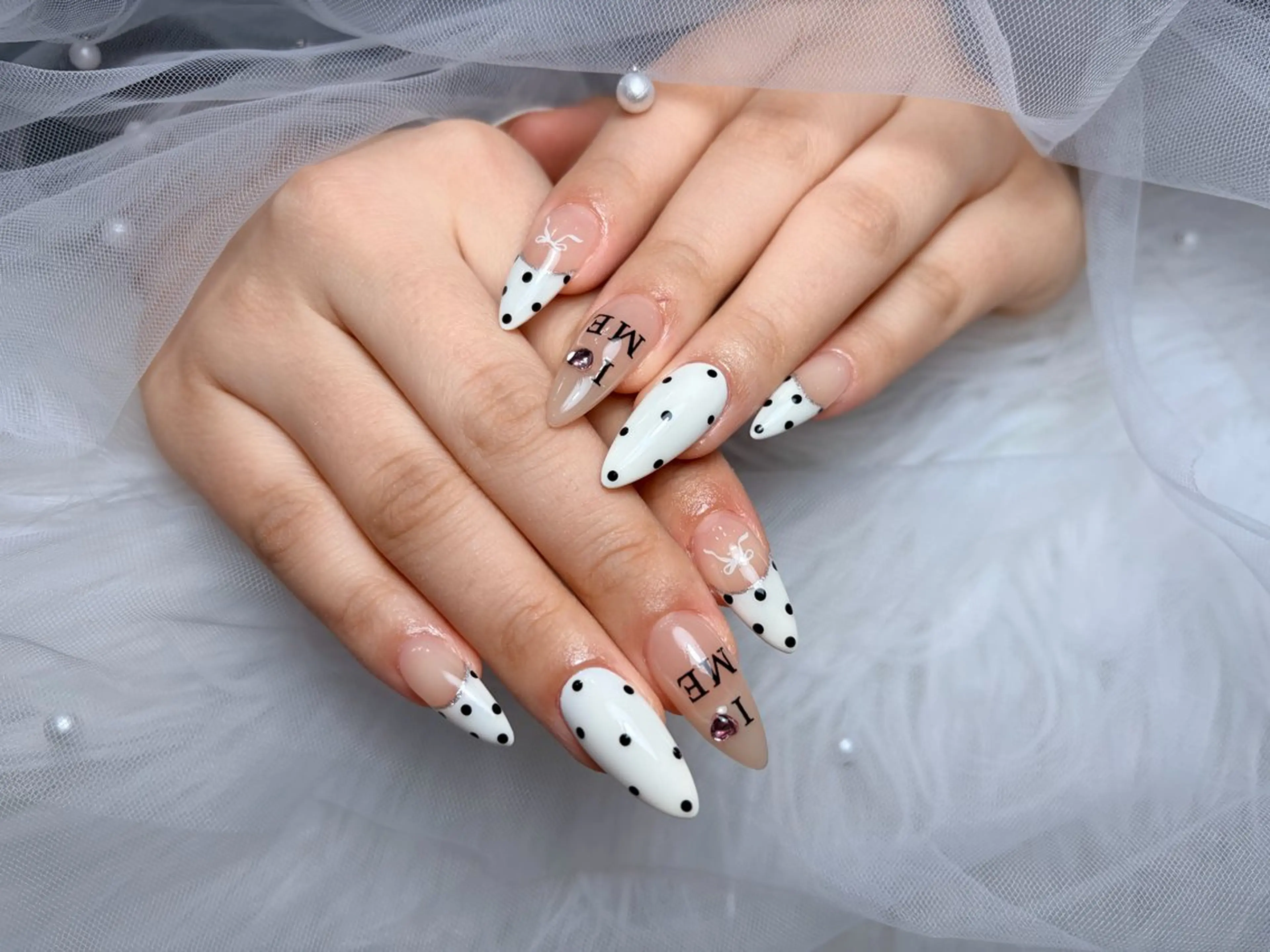 ネイル アートネイル 長さ出し ジェルネイル 韓国ネイル マグネットネイル ハンドネイル Cloudy Chan Nailのネイルデザイン