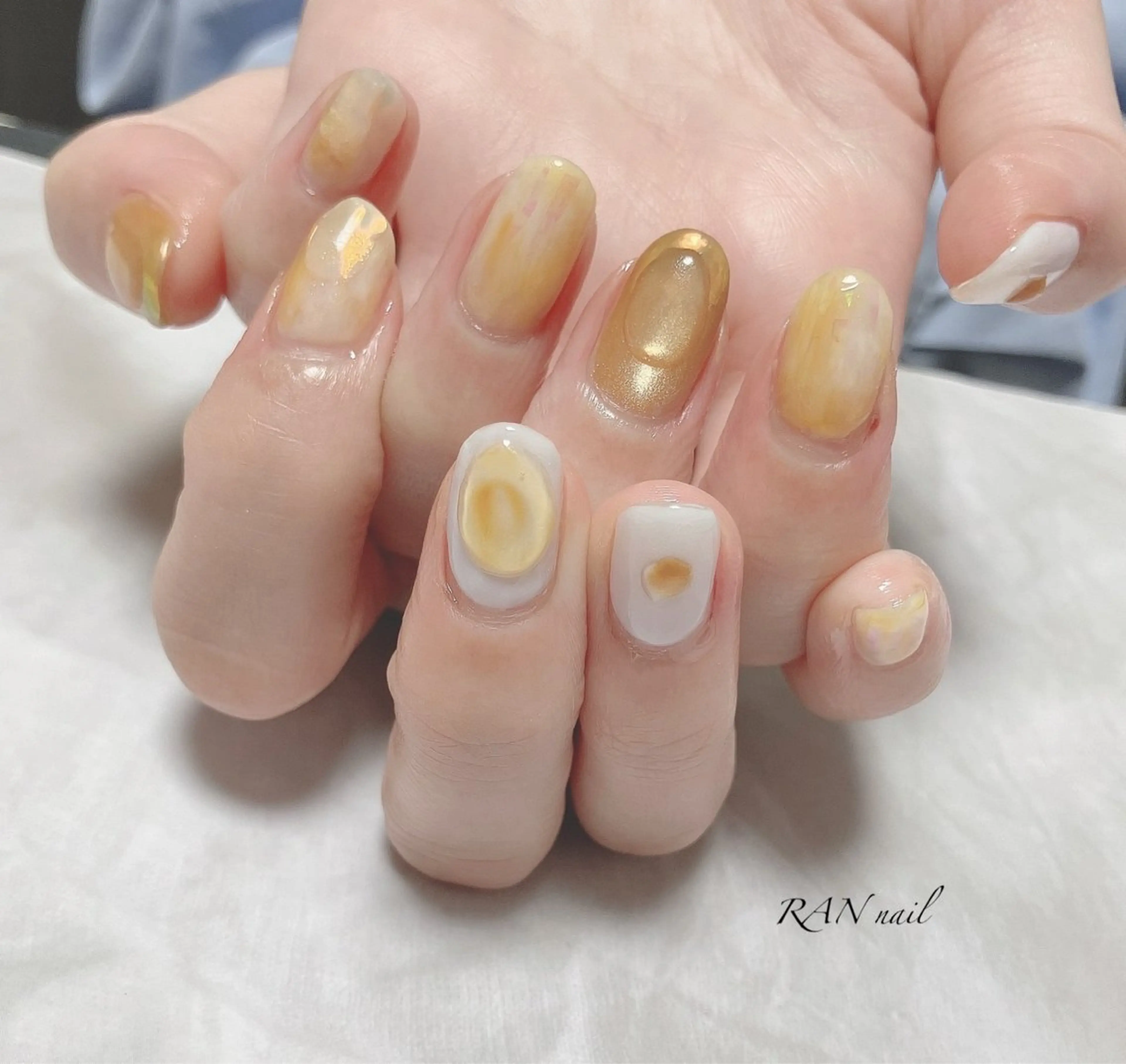 ネイル オーロラネイル ジェルネイル 氷ネイル・うるうるネイル マグネットネイル ミラーネイル ハンドネイル フットネイル RAN nailのネイルデザイン
