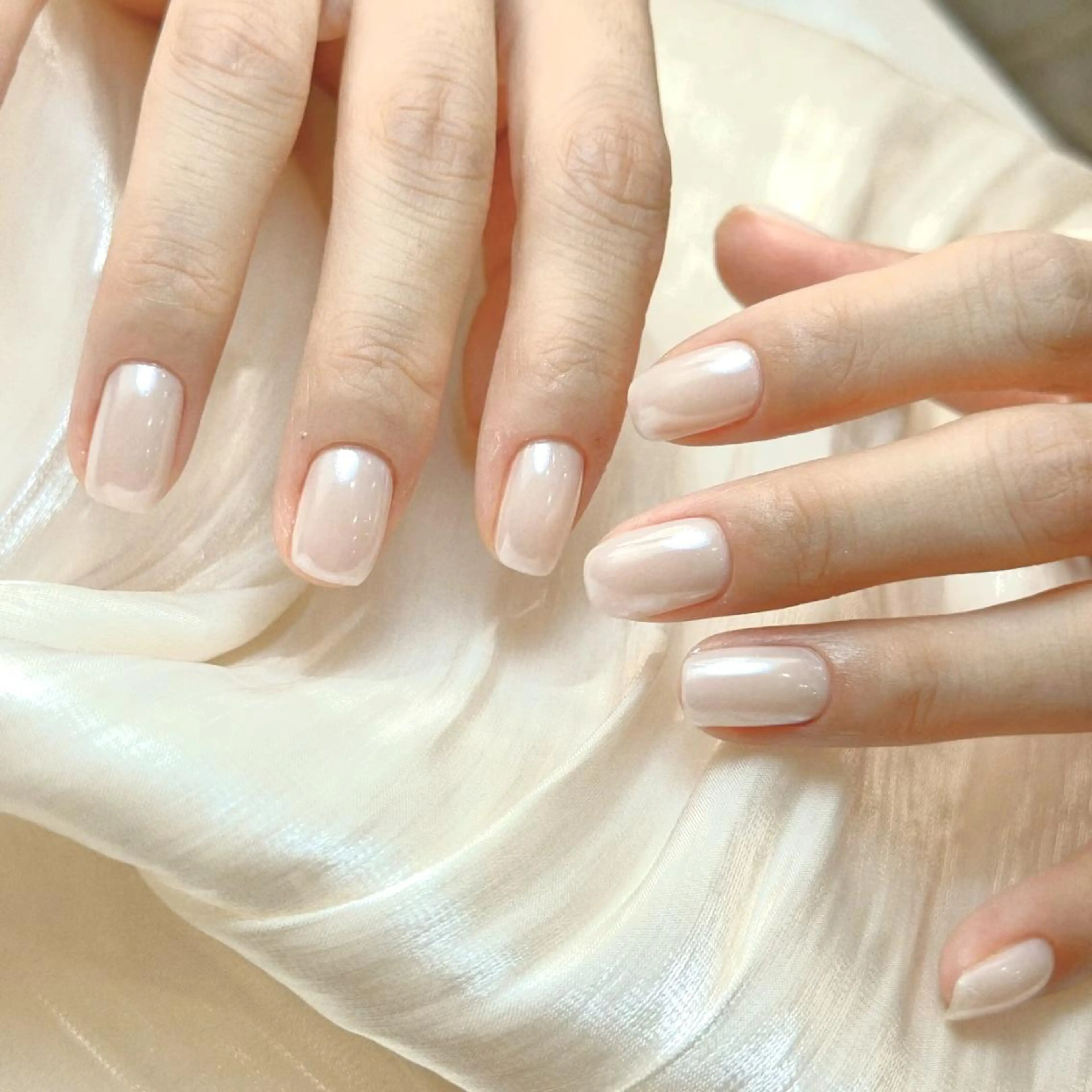 ネイル ハンドネイル RAFFINE haru🦋🩵のネイルデザイン