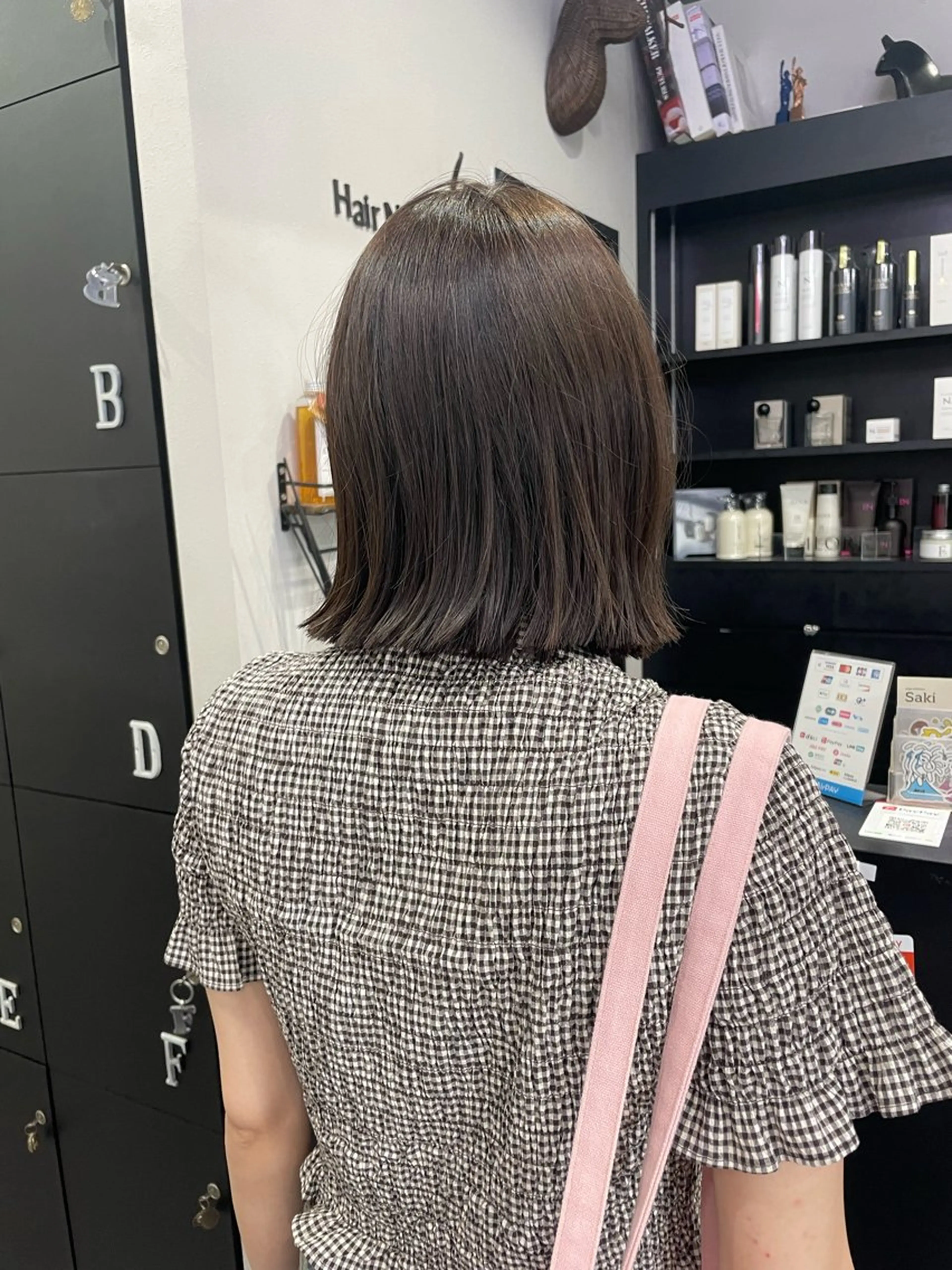ミディアム カラー 友滝 真菜美のヘアスタイル