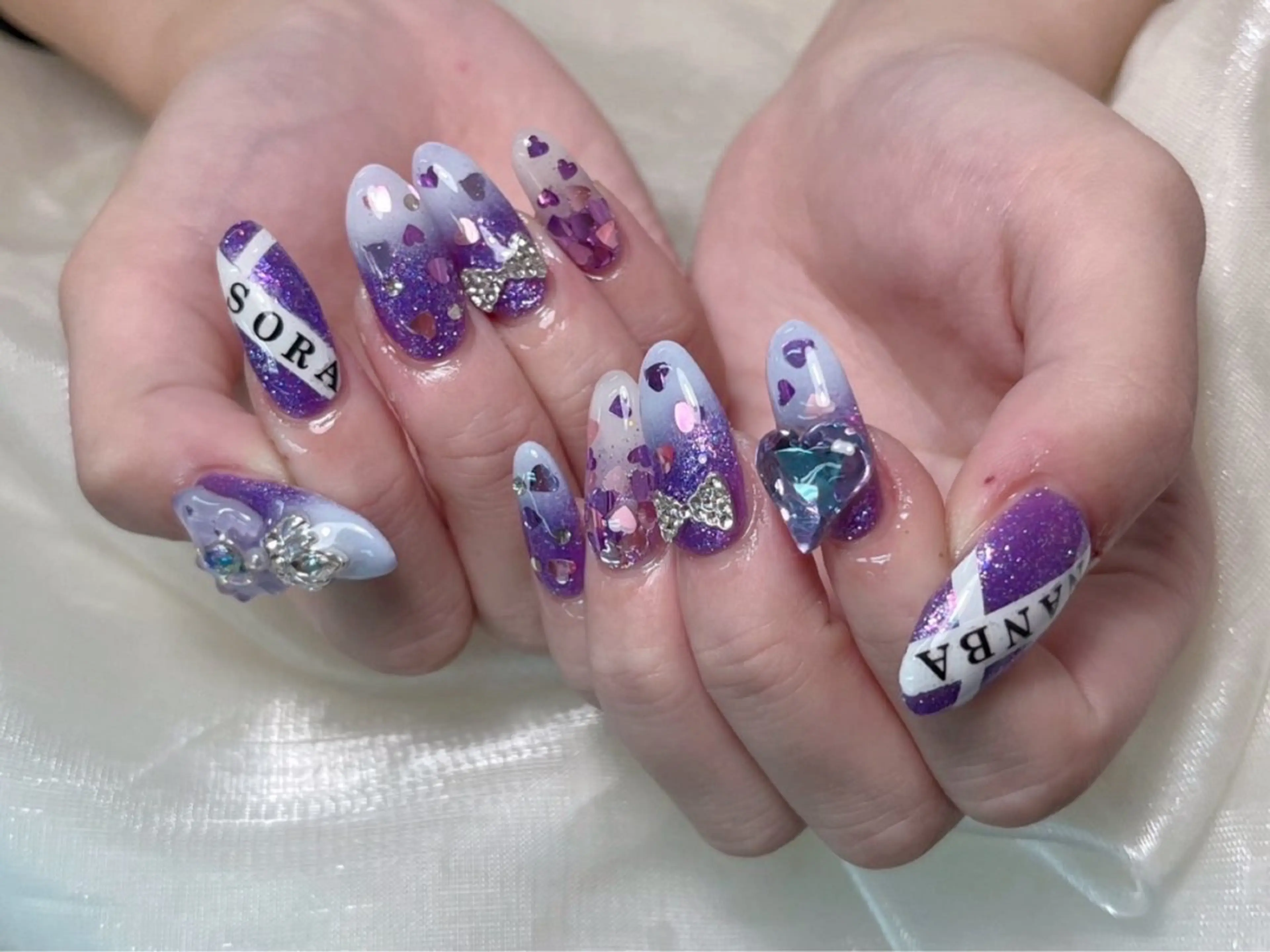 ネイル lucky nail 歌舞伎町のネイルデザイン
