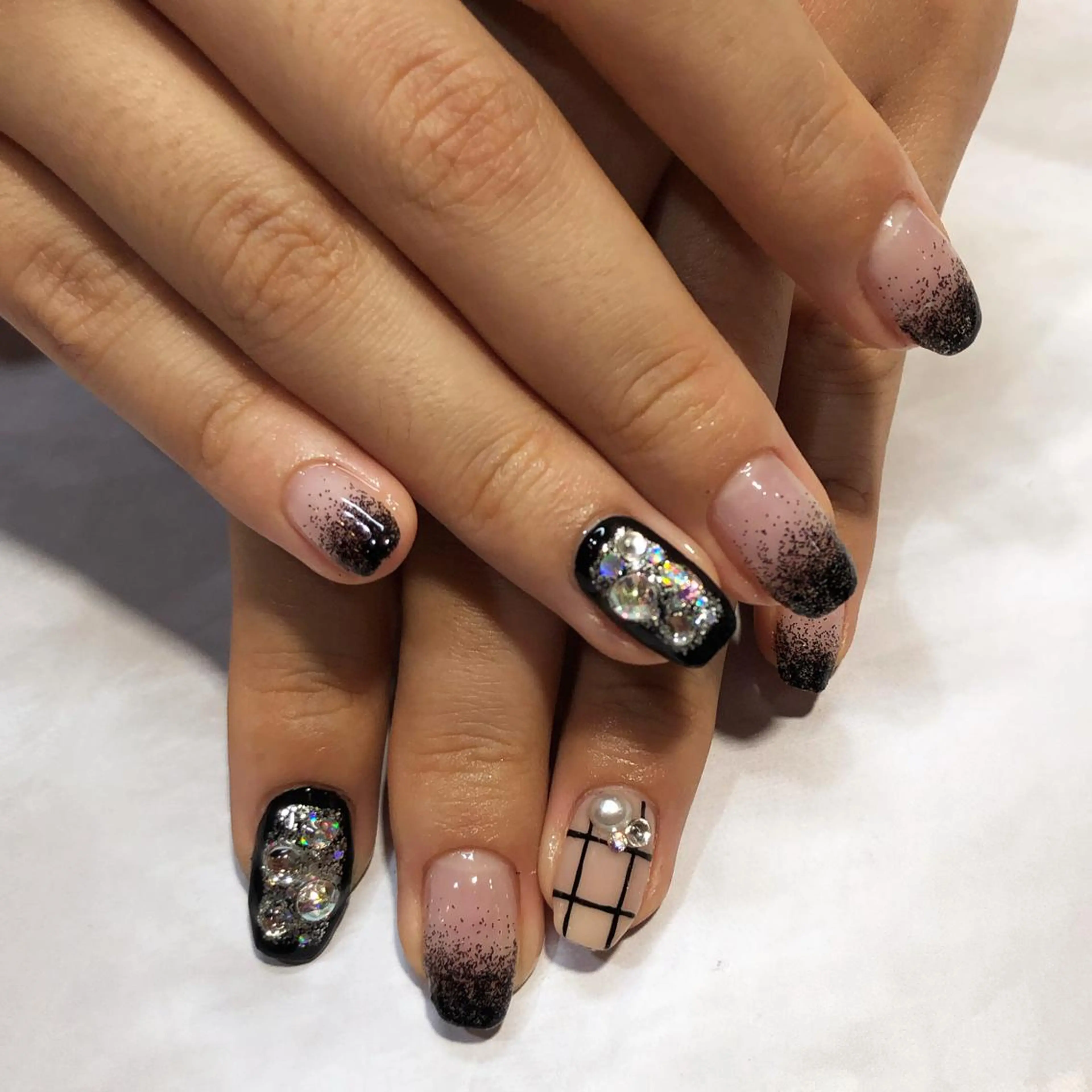 ネイル ハンドネイル 新井 ひなののネイルデザイン