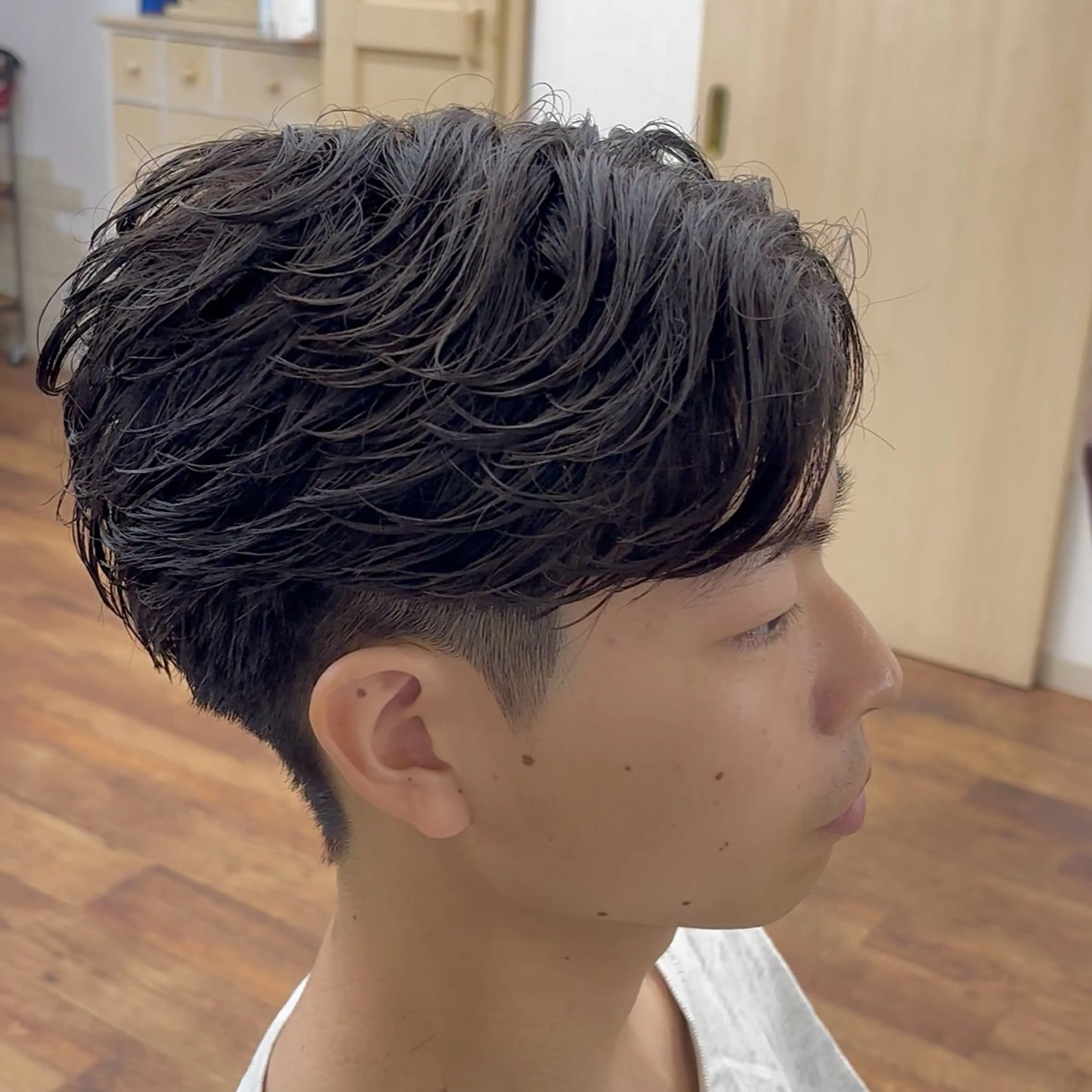 メンズカット+曲がる縮毛矯正　シャンプーブロー込みの写真