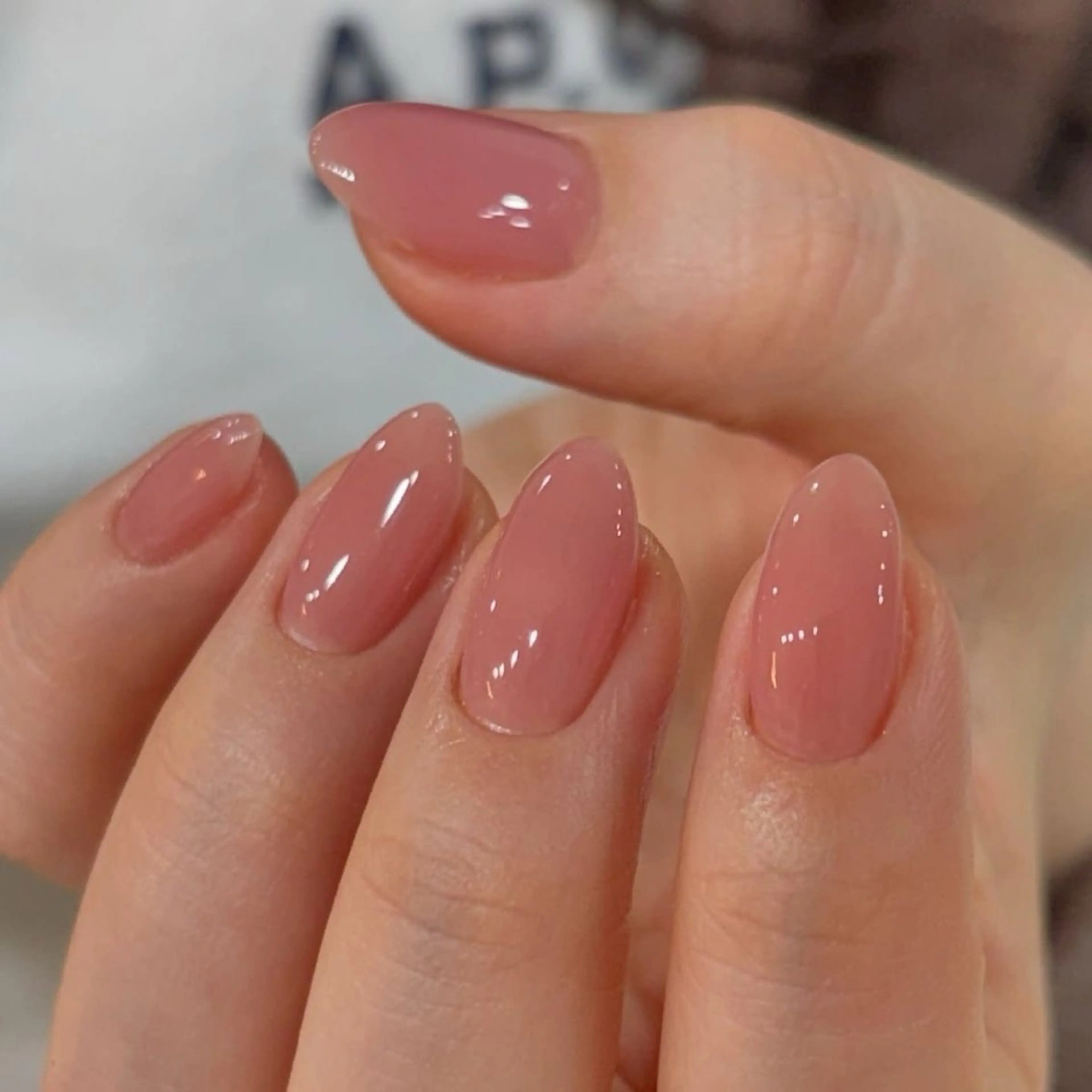 ネイル ワンカラーネイル ハンドネイル Tini ANA.CHUOのネイルデザイン
