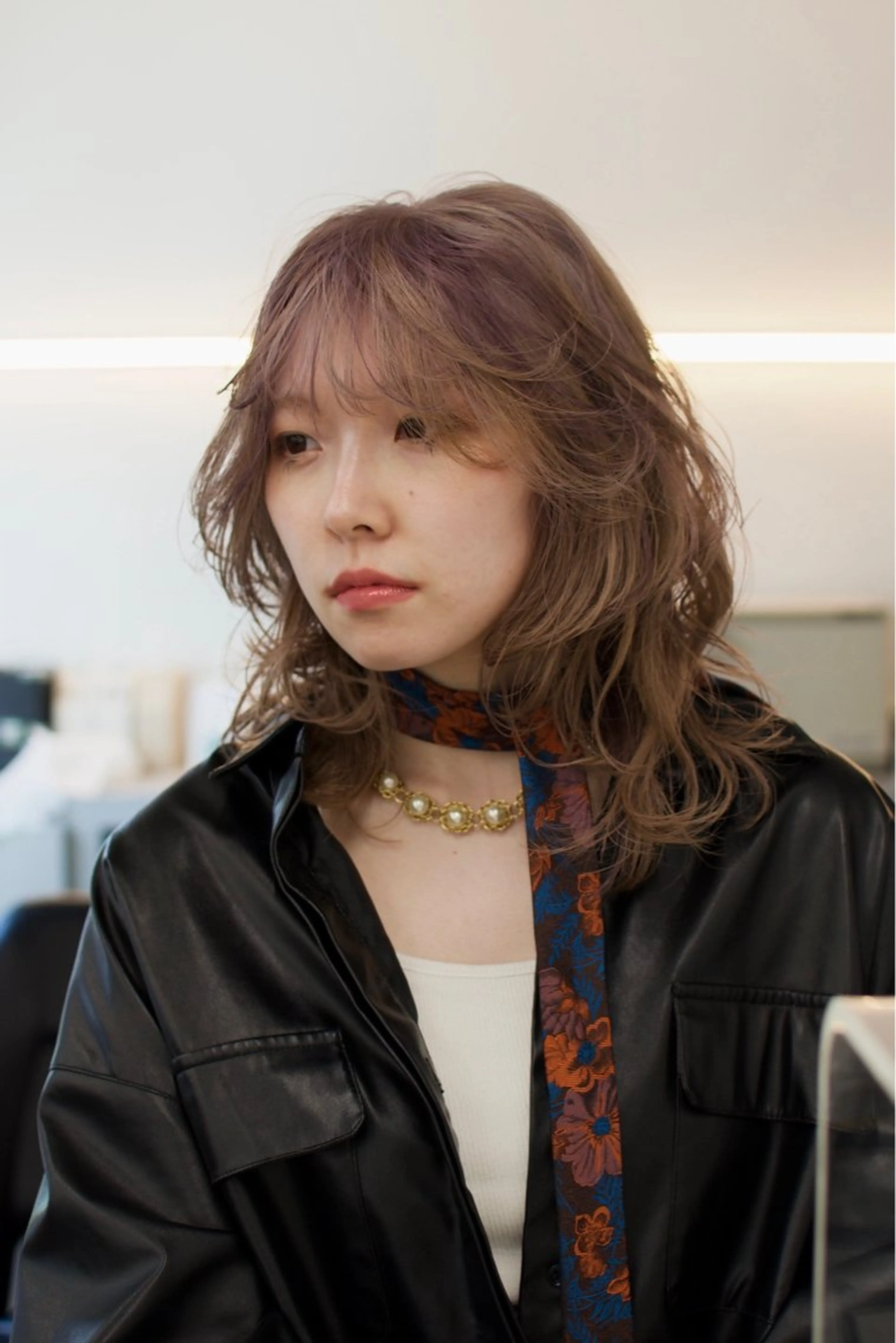 セミロング カラー ブリーチ 透明感カラー レイヤーカット カット ヘアカラー cana 札幌レイヤースタイルのヘアスタイル