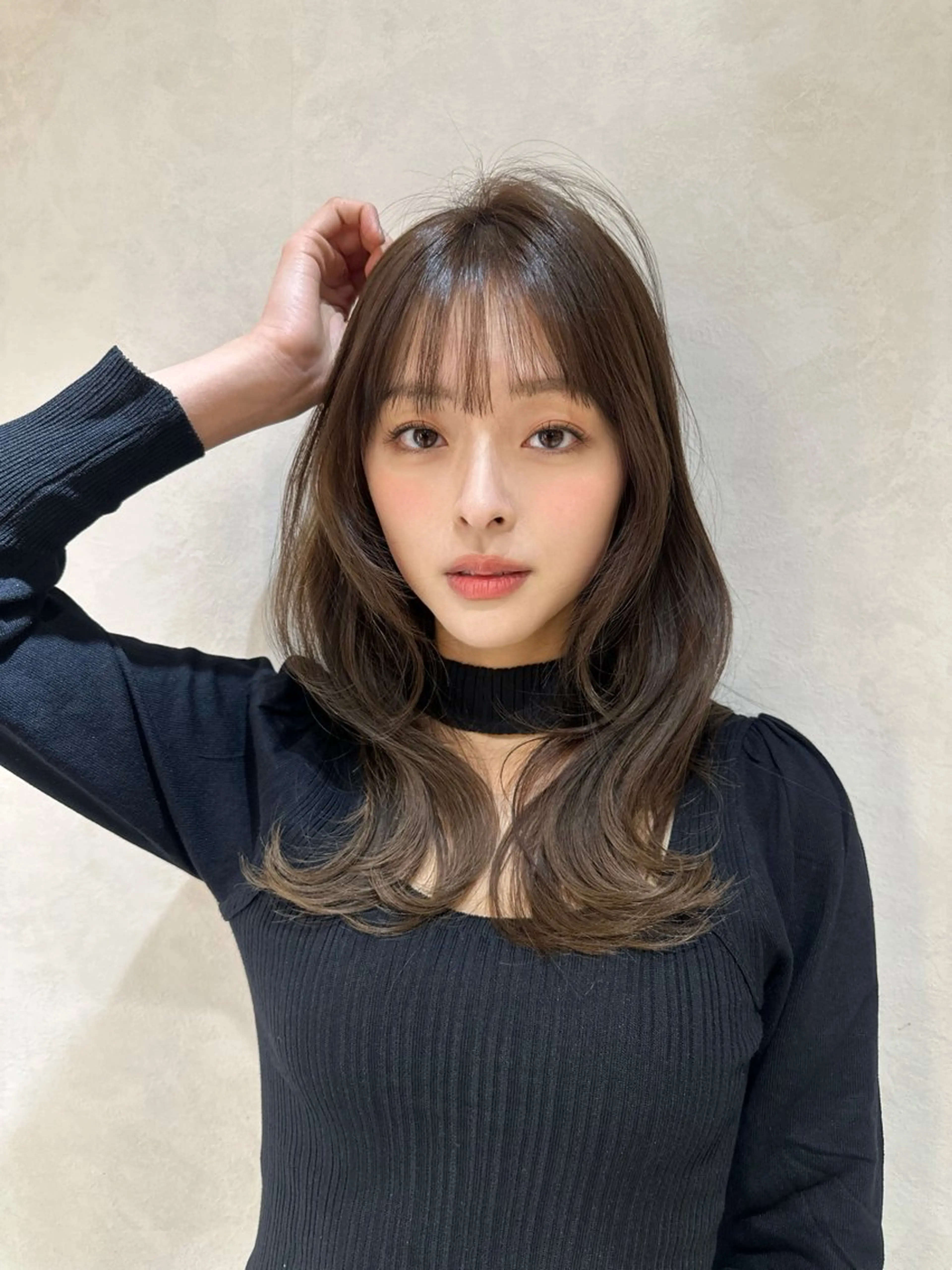 ミディアム 顔まわりレイヤー 顔周りカット 韓国風ヘア レイヤーカット 小顔カット カット ヘアカラー トリートメント ヘアセット 銀座副店長/レイヤー /髪質改善/田島のヘアスタイル