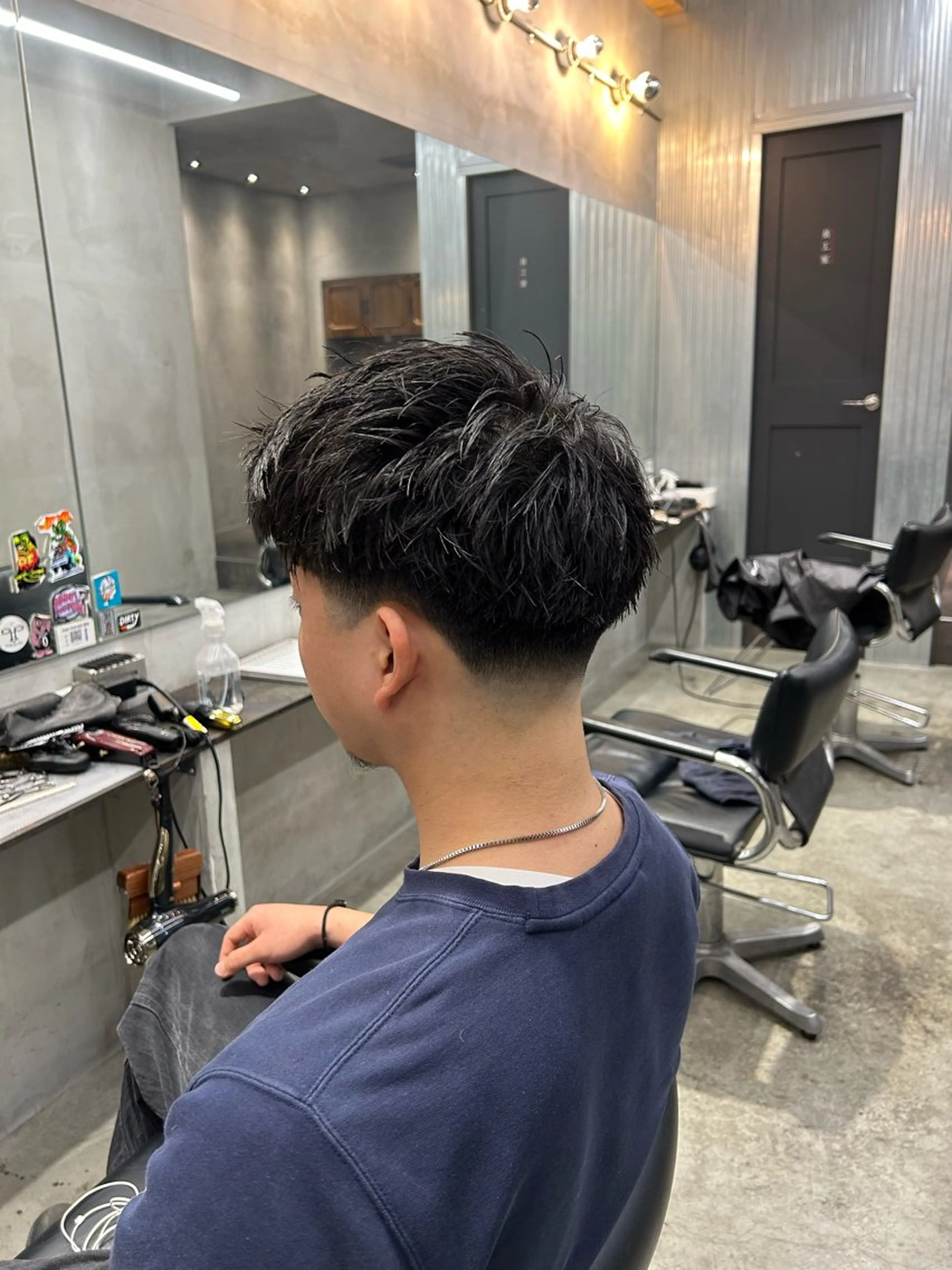 ショート メンズ フェードカット 【明大前フェード/ メンズパーマ/岳】のヘアスタイル