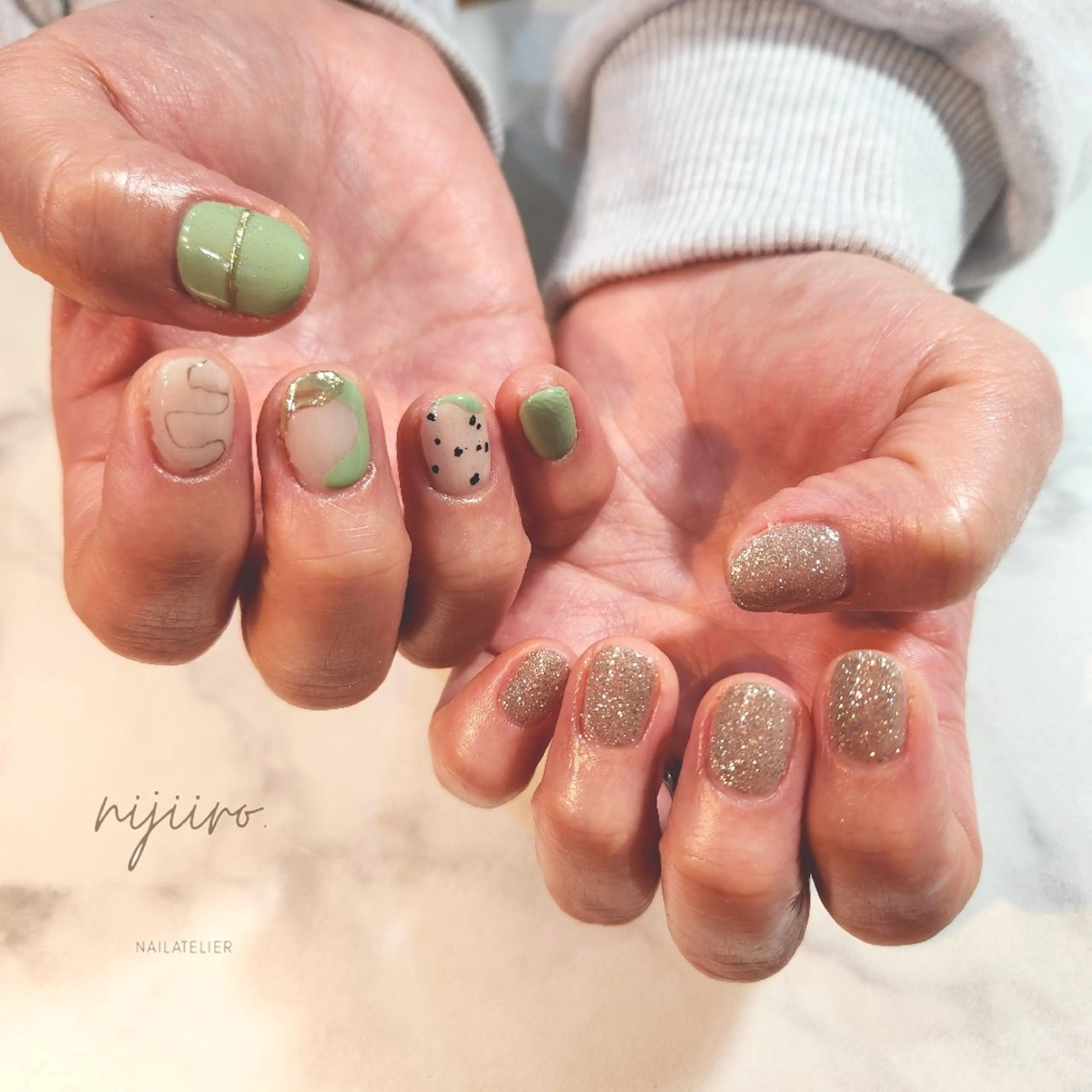 ネイル ハンドネイル nijiiro🌈 サトウのネイルデザイン
