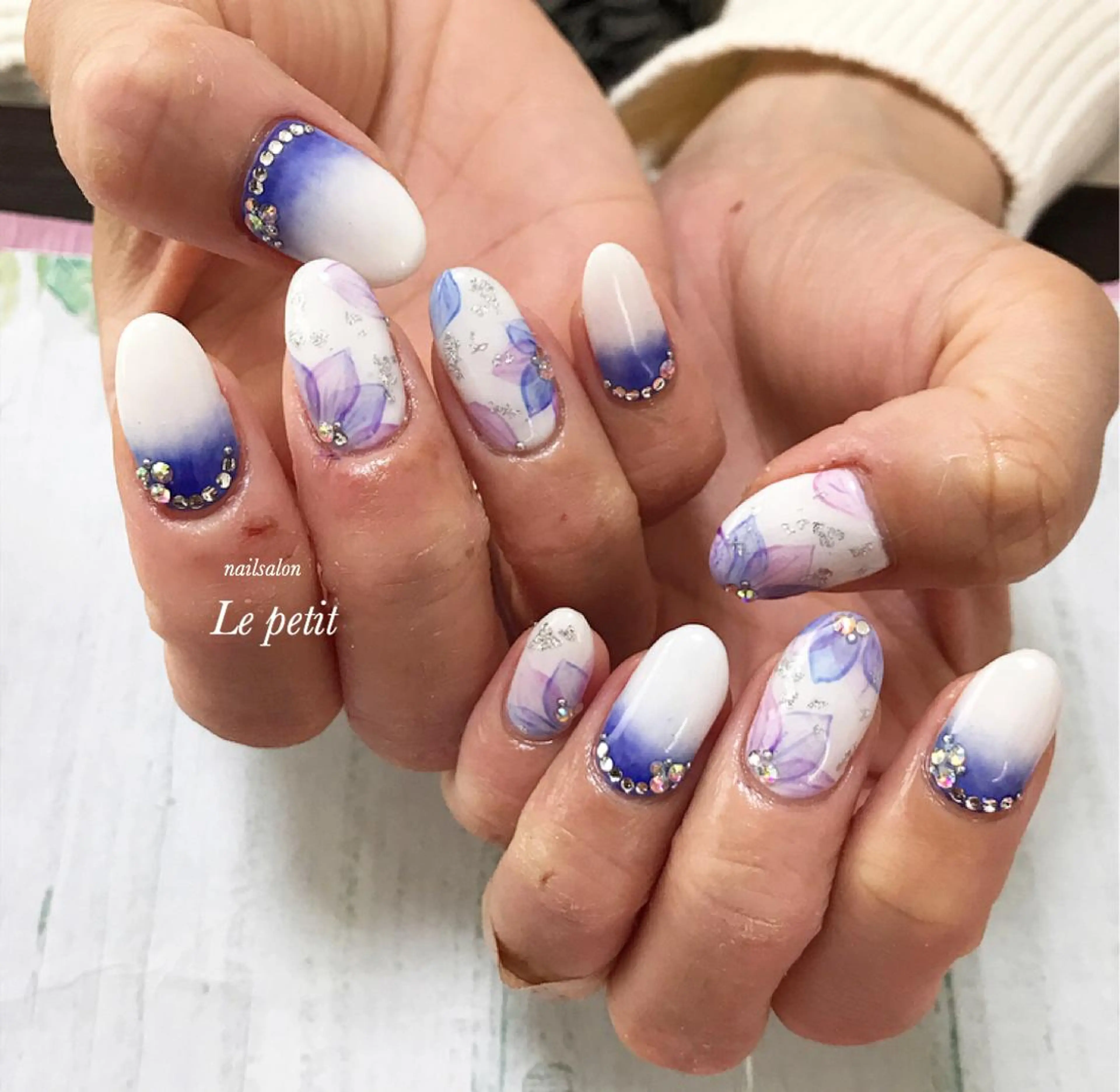 ネイル 石野 広佳のネイルデザイン