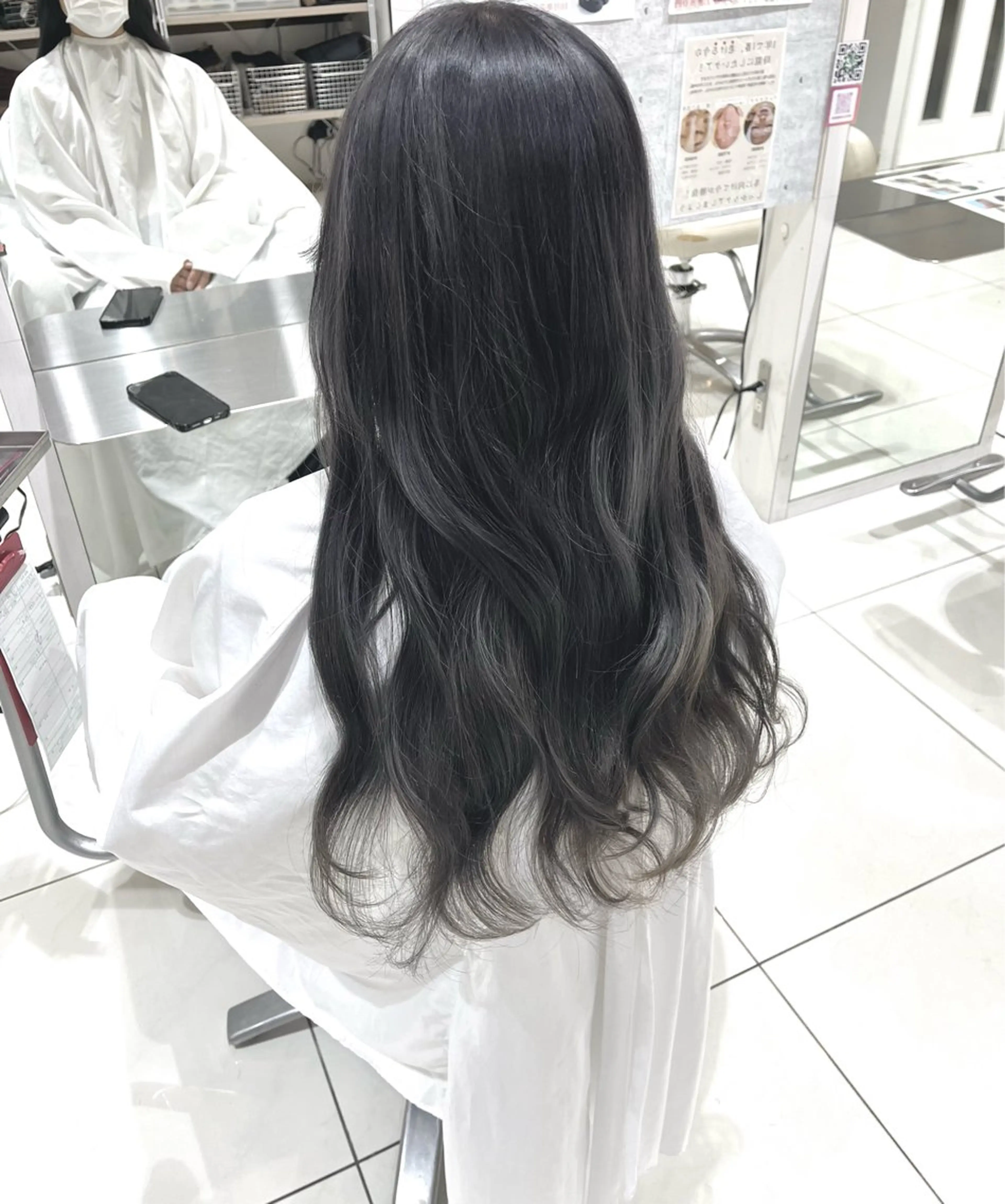 ロング カラー Misaki/ レイヤー/ウルフのヘアスタイル