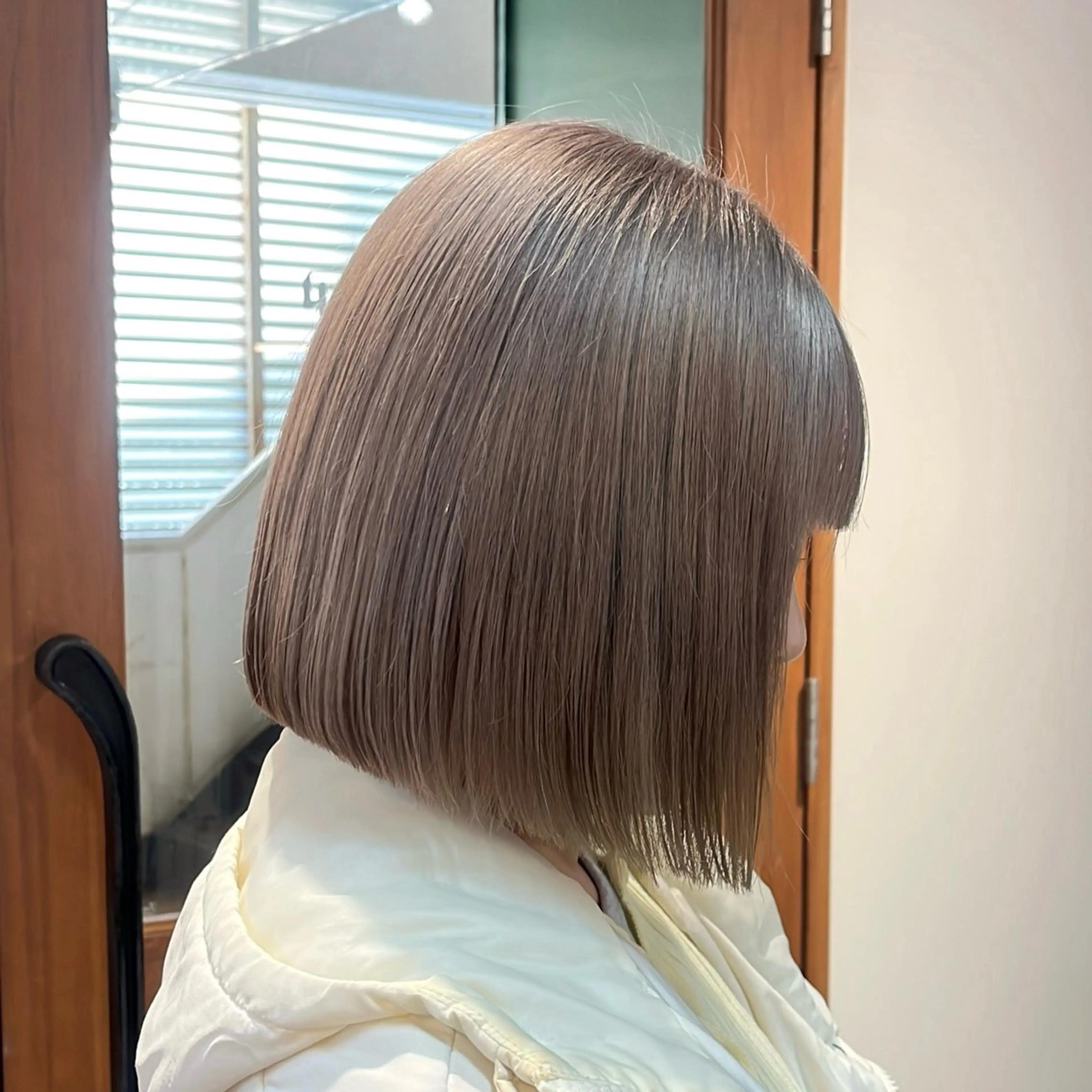 【期間限定クーポン💎】ブリーチ+カラー+ダメージケアトリートメント付✨（カット無料）の写真