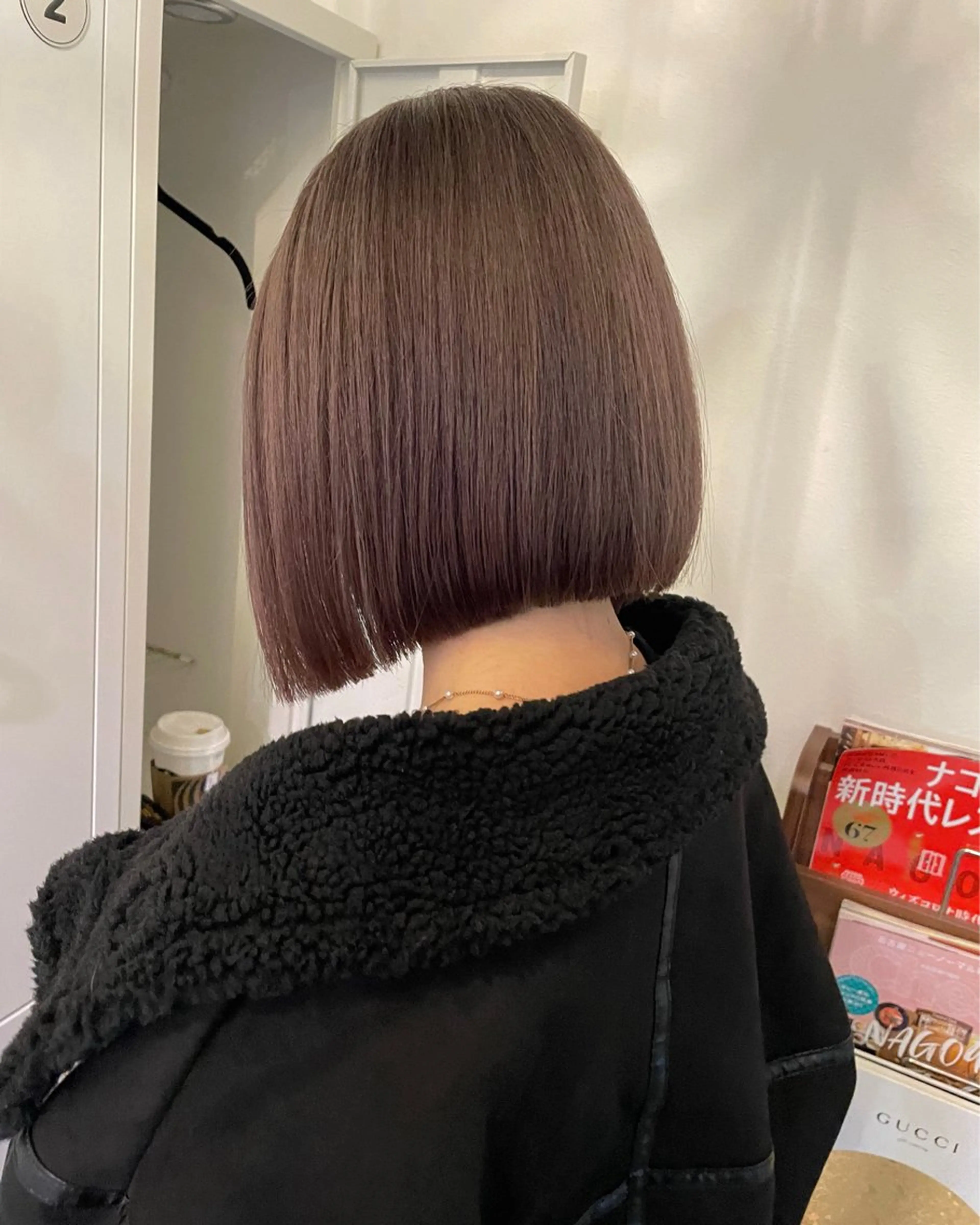 ショート カラー 高梨 菜々のヘアスタイル