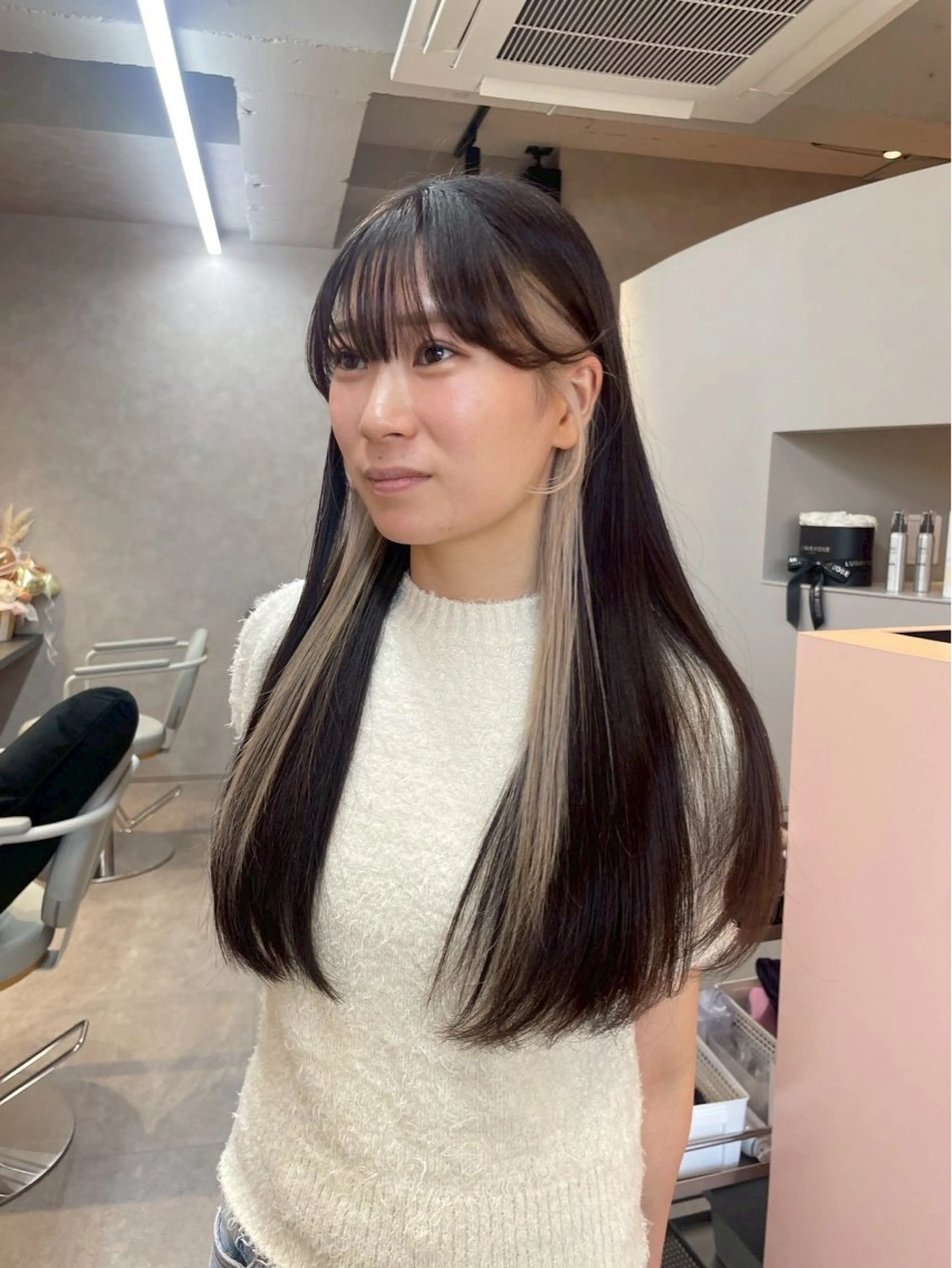 ロング カラー toyohara momokaのヘアスタイル