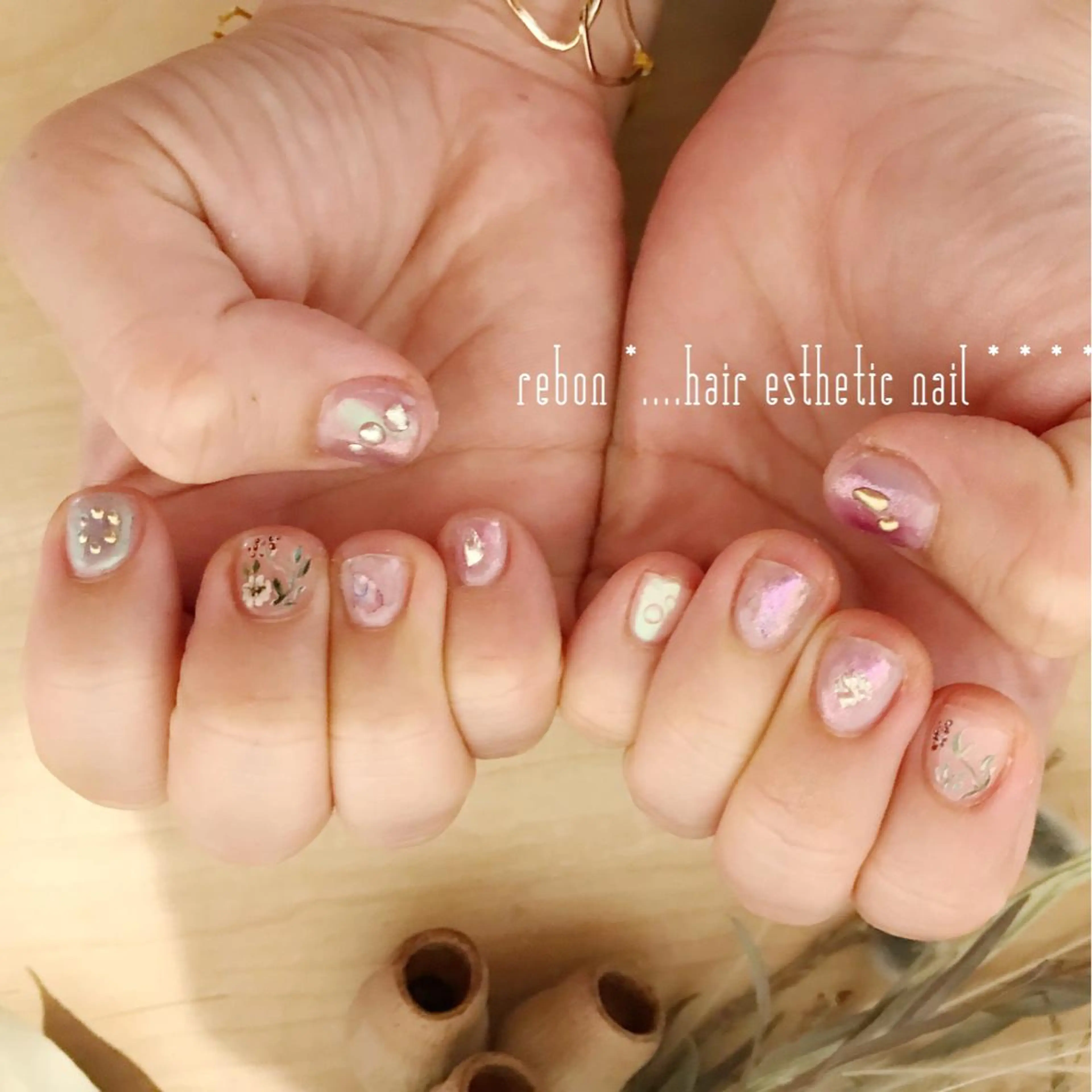 ネイル ハンドネイル フットネイル rebon＊ natsukiのネイルデザイン