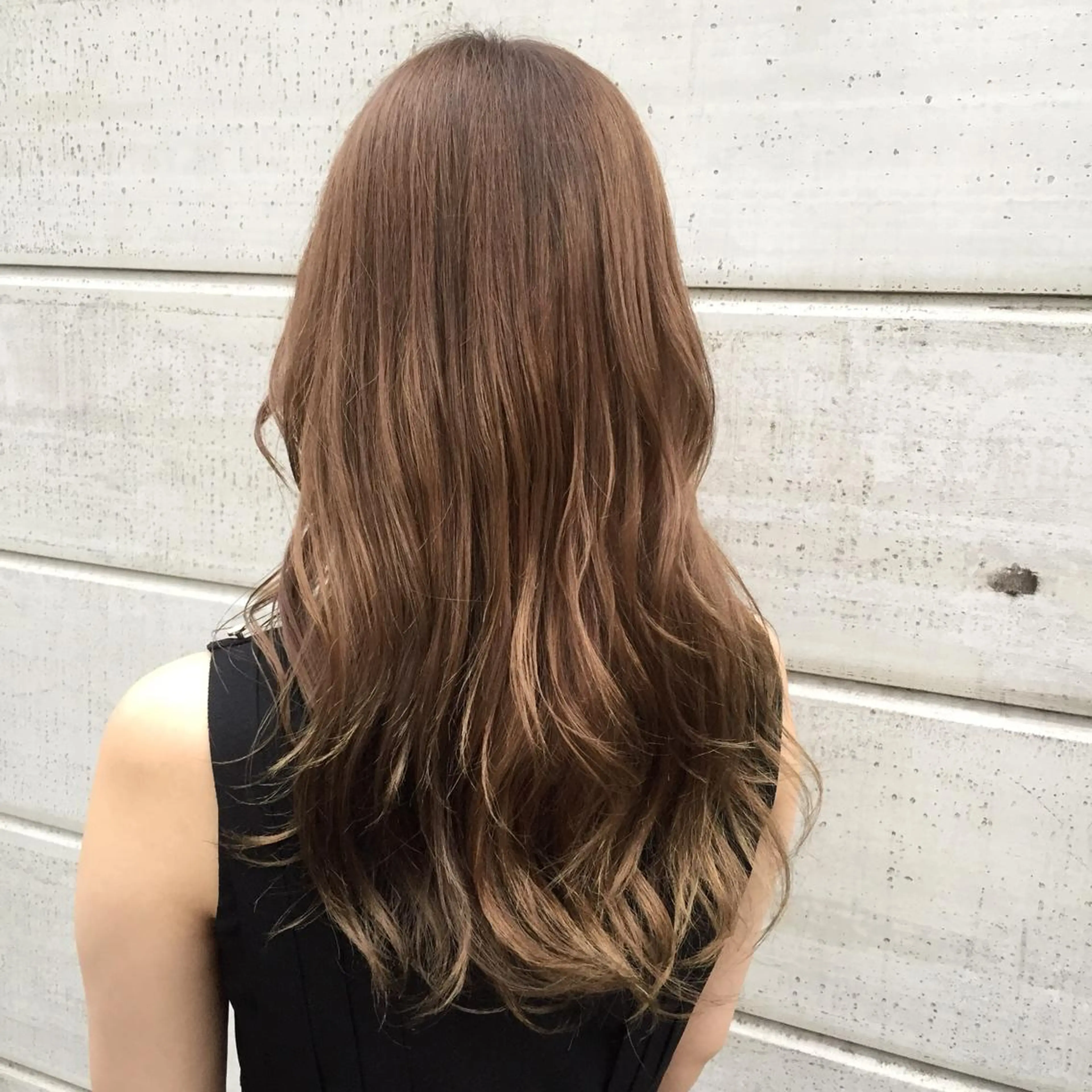 ロング アップシー デイジーのヘアスタイル