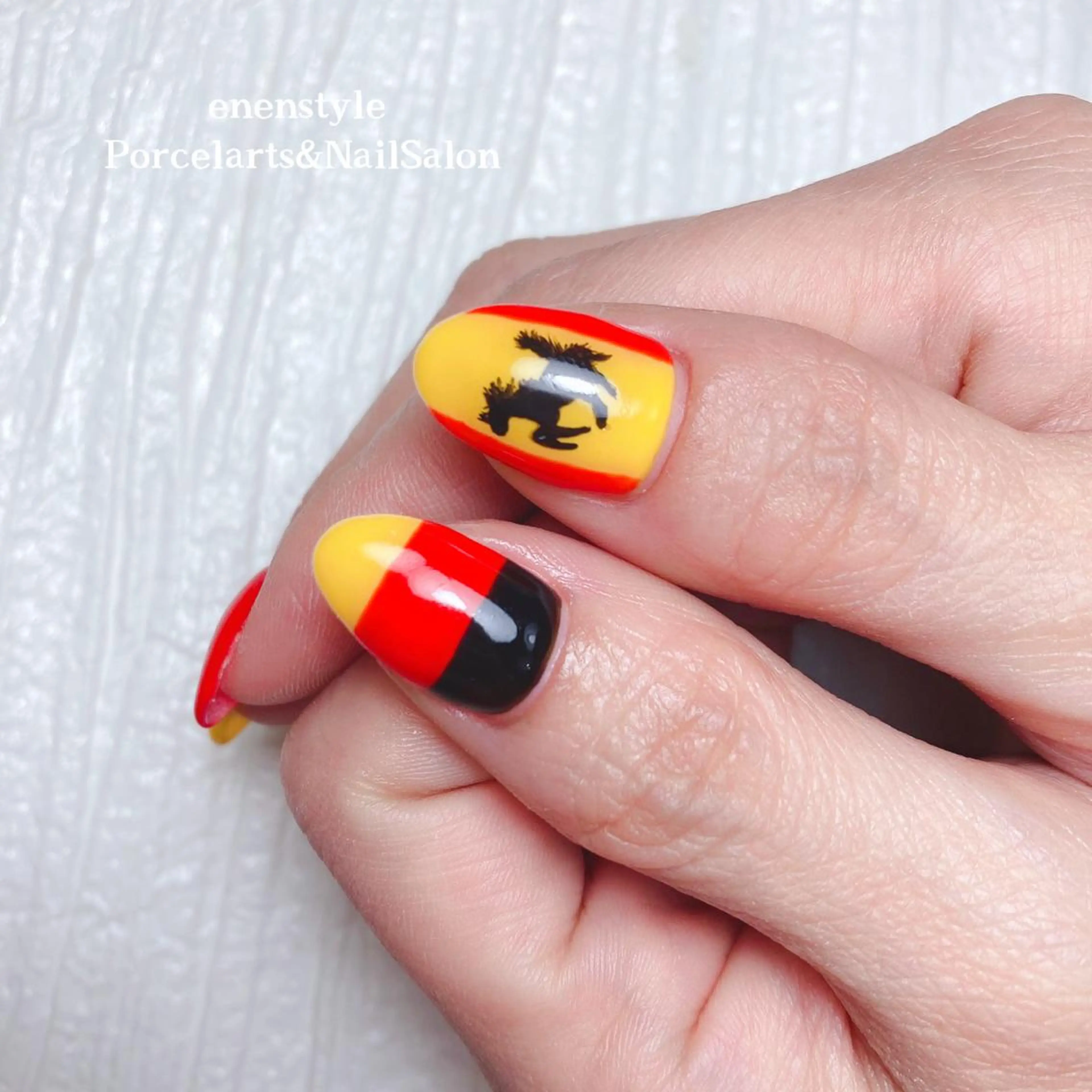 ミディアム ネイル 👑enen style👑のネイルデザイン