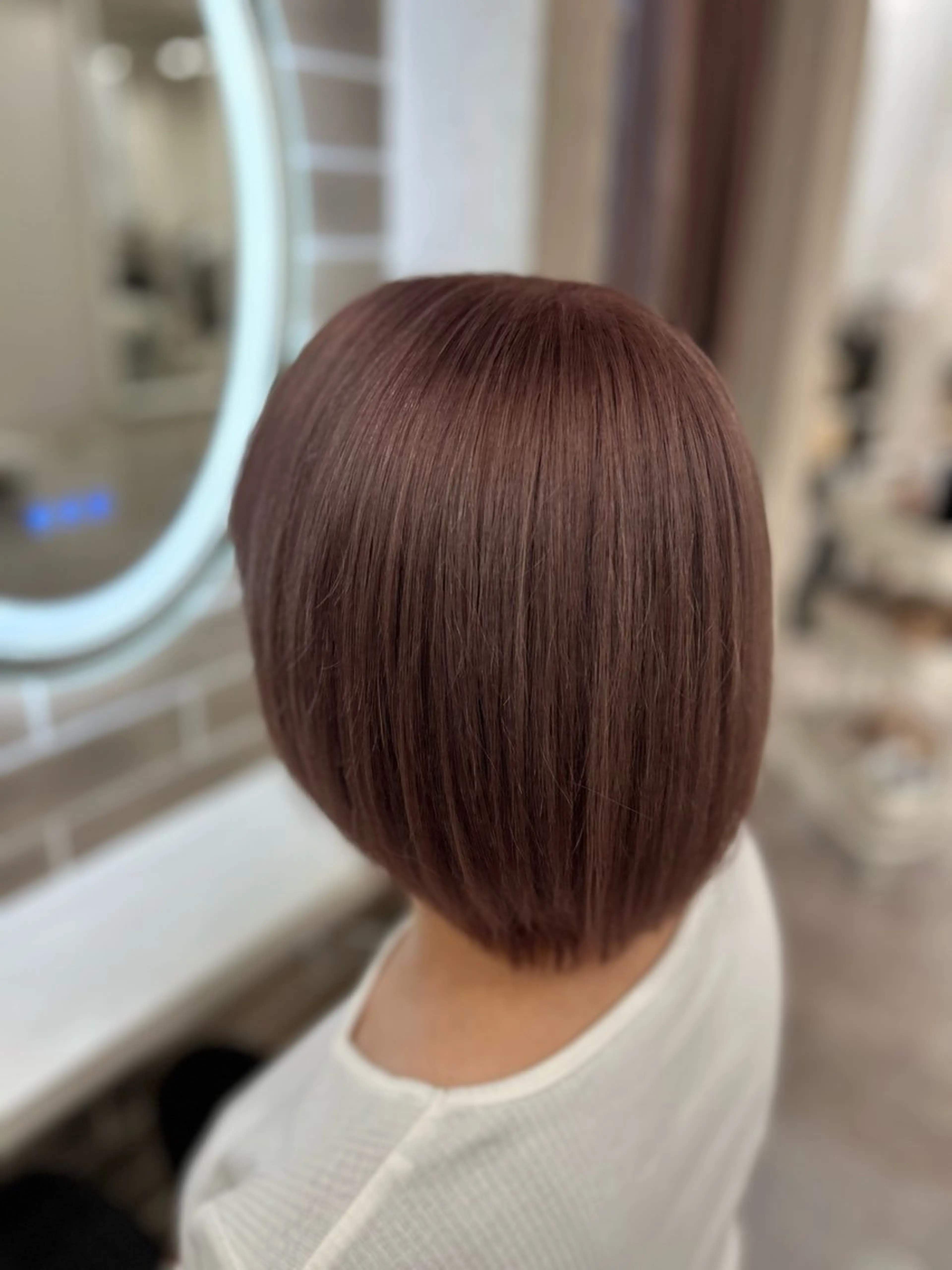 ショート ヘアカラー ULUA ひまりのヘアスタイル