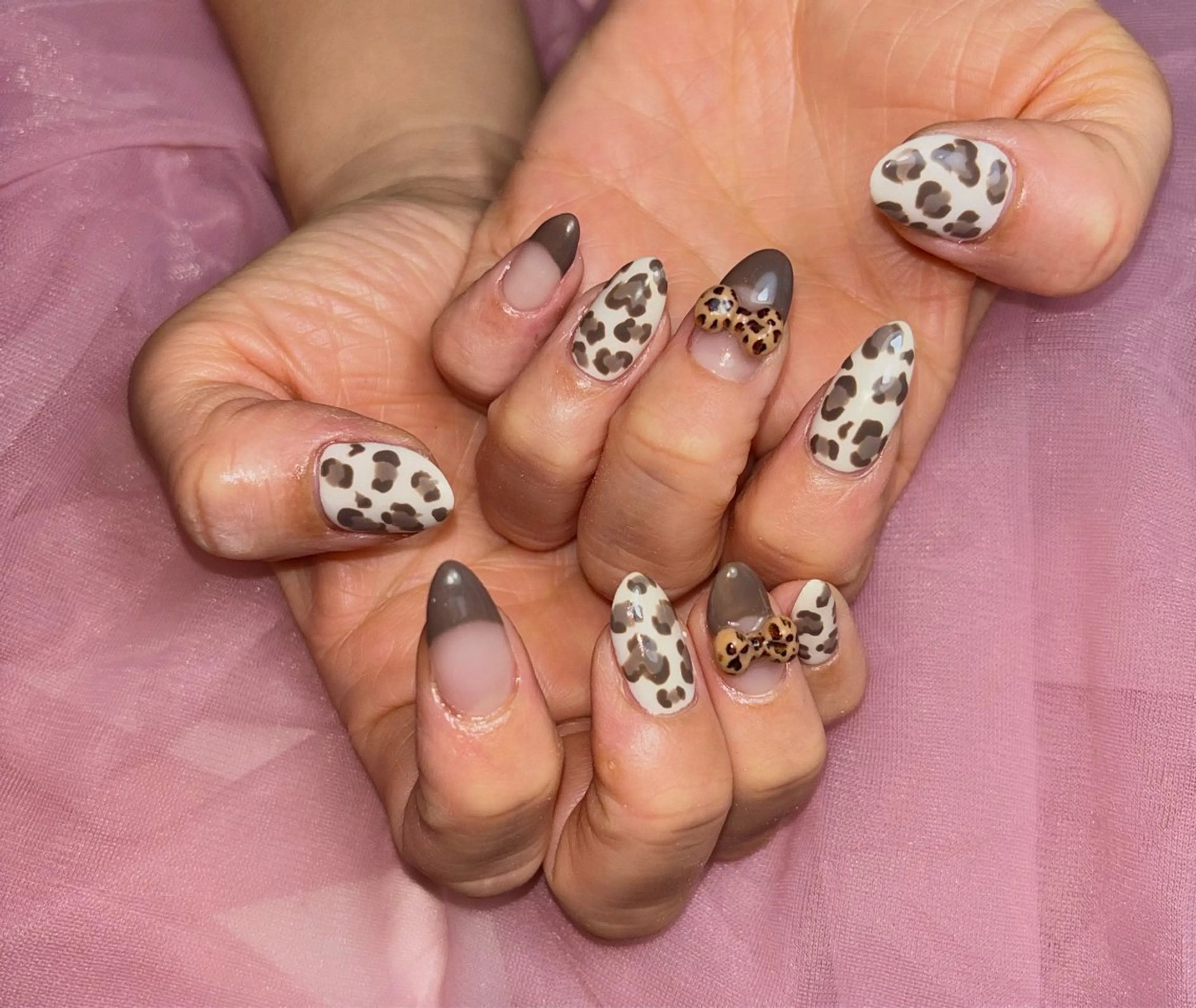 ネイル ハンドネイル 𝐁𝐞𝐥𝐥 𝐦𝐞のネイルデザイン