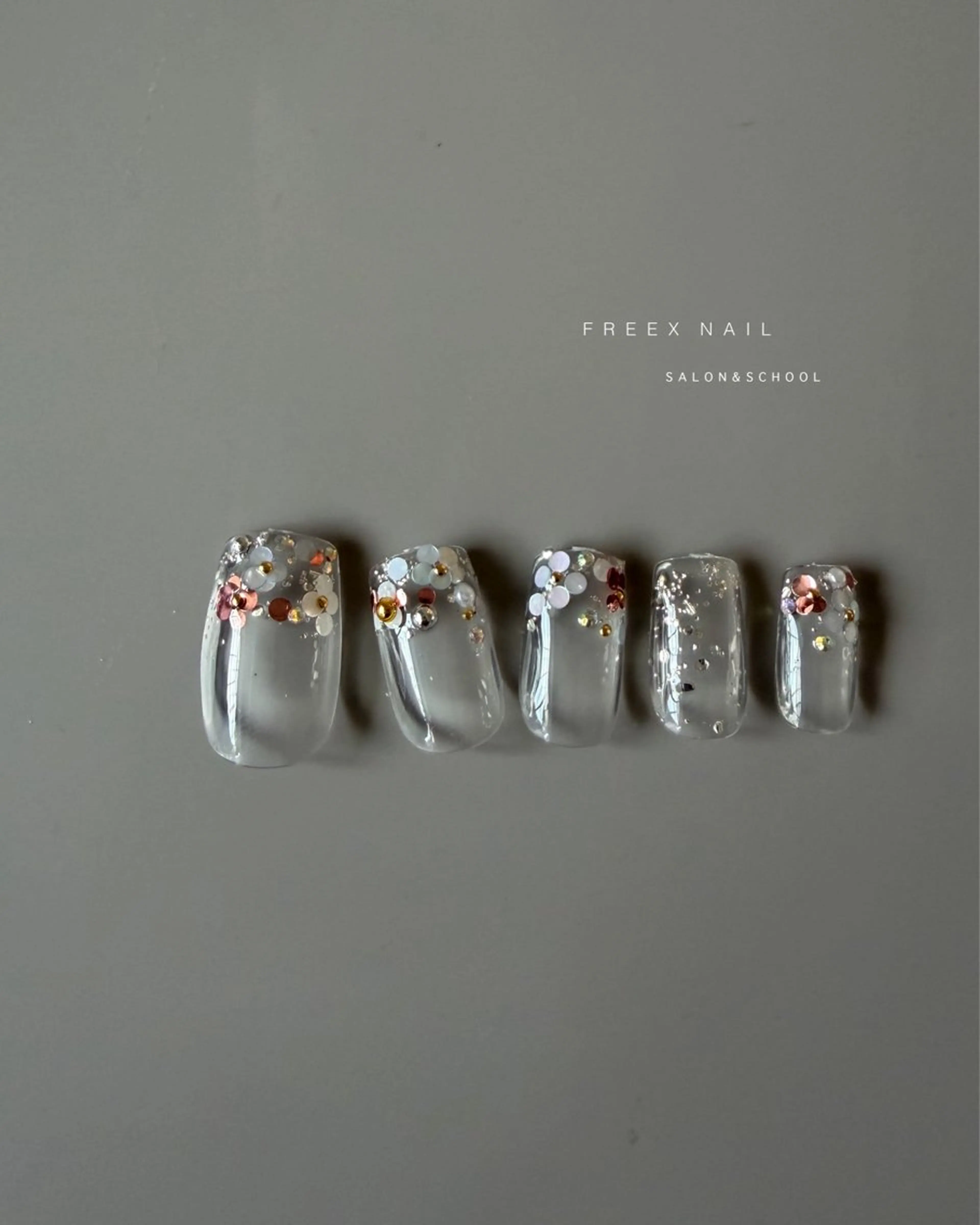 ネイル フラワーネイル ハンドネイル ハンドケア freex nail /ニュアンス/個性派のネイルデザイン