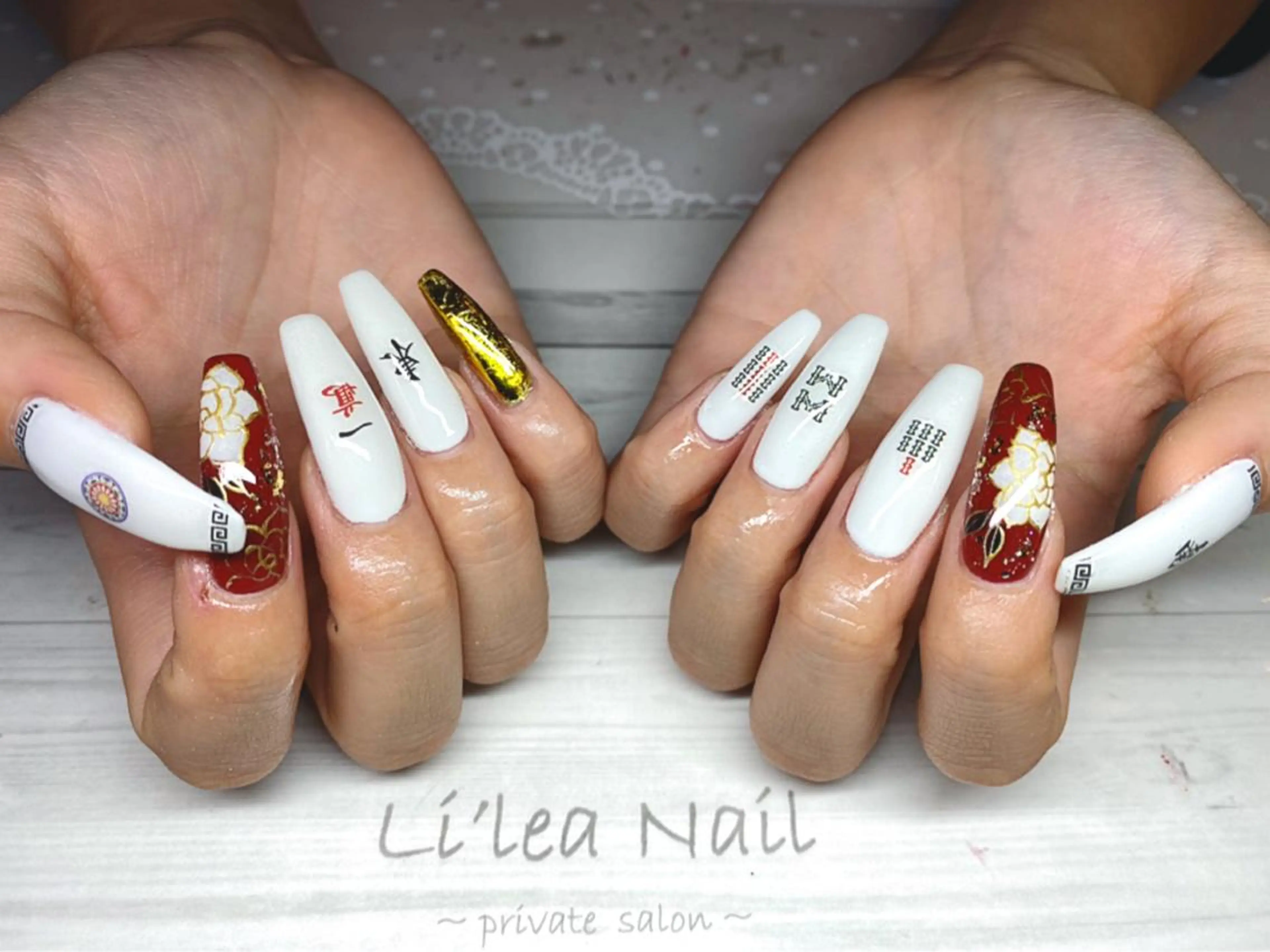 ネイル Li'leaNail AINAのネイルデザイン