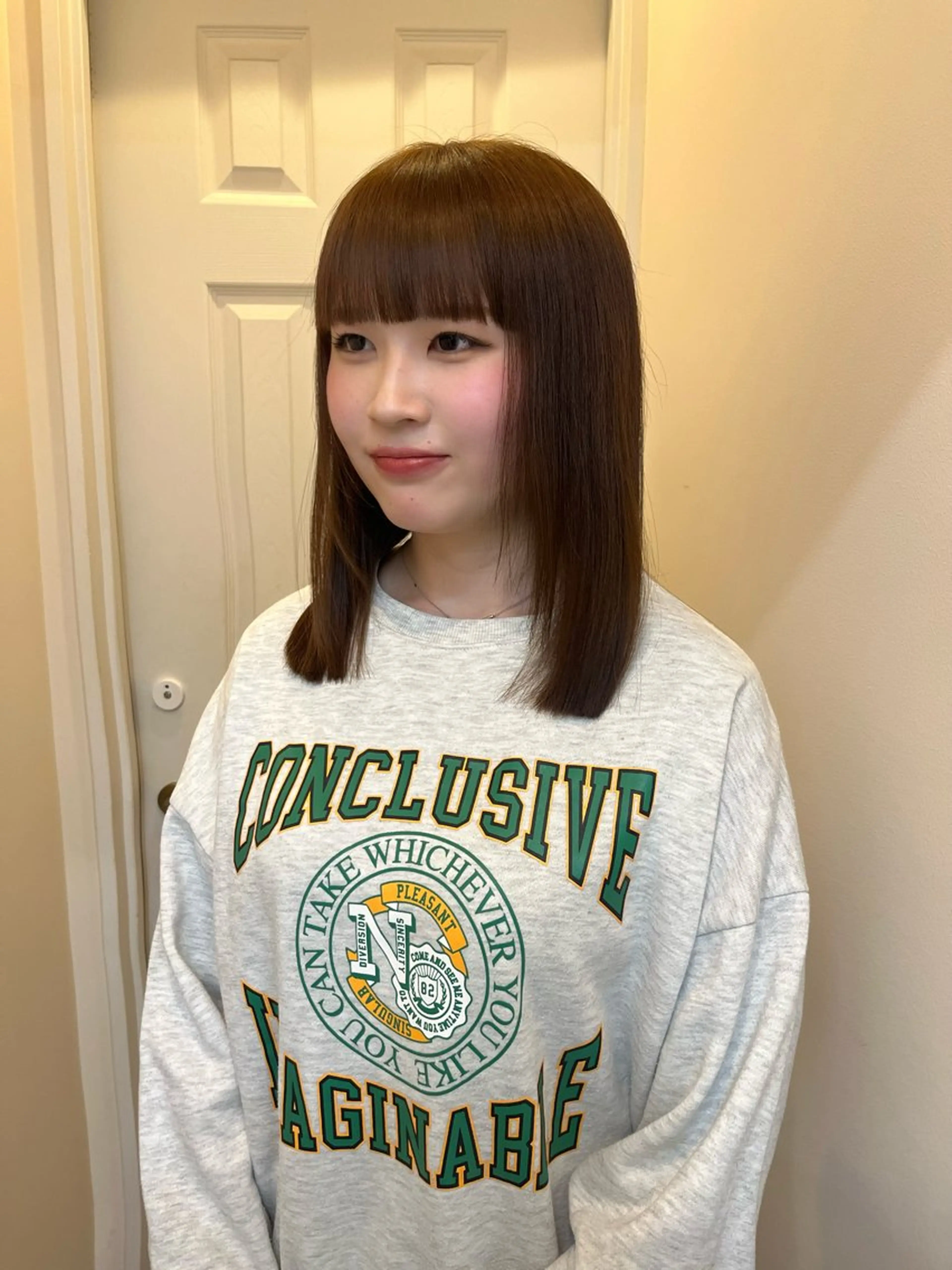 ミディアム yuka/ロング/ レイヤーカットモデルのヘアスタイル