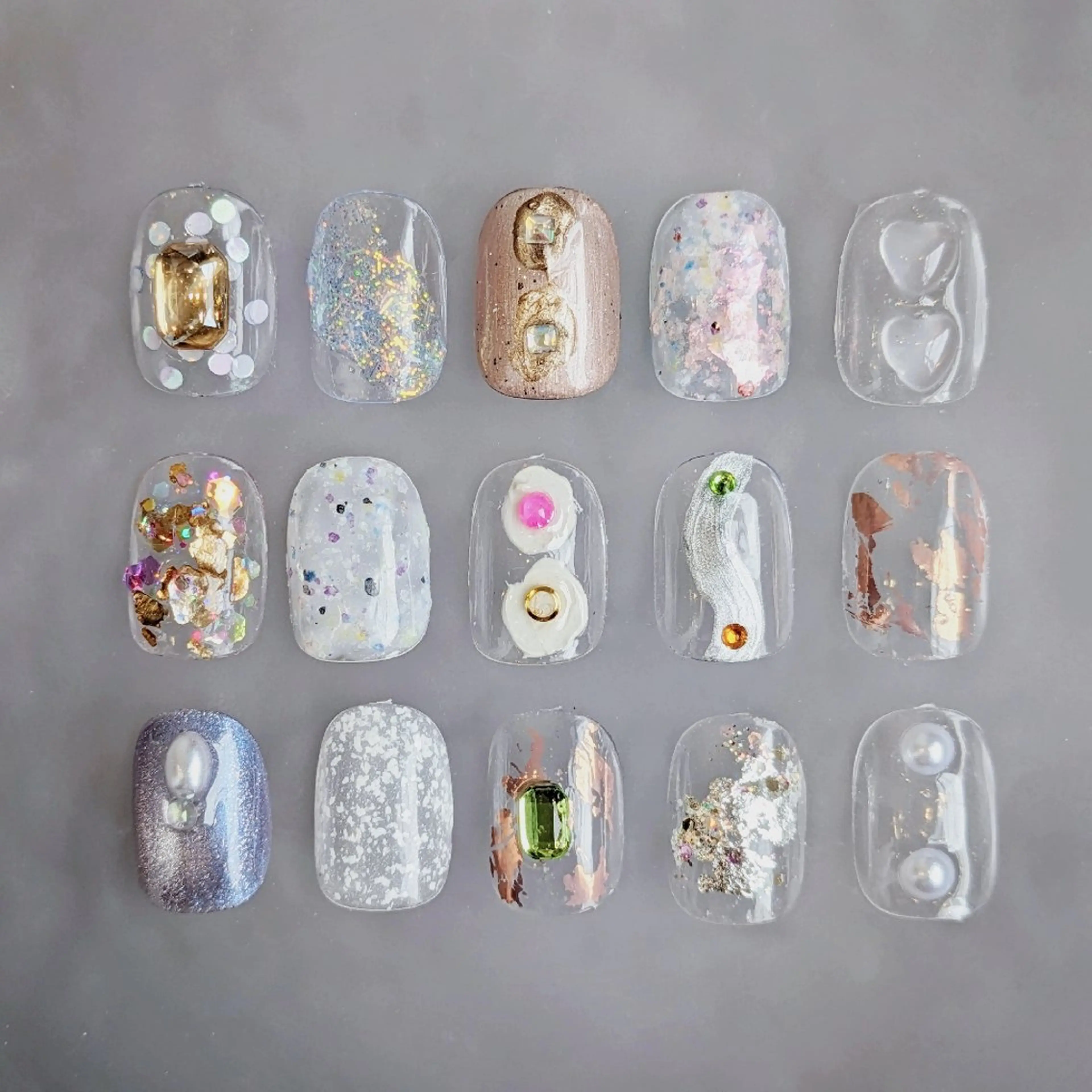 ネイル ハンドネイル フットネイル jolie ISIHARAのネイルデザイン