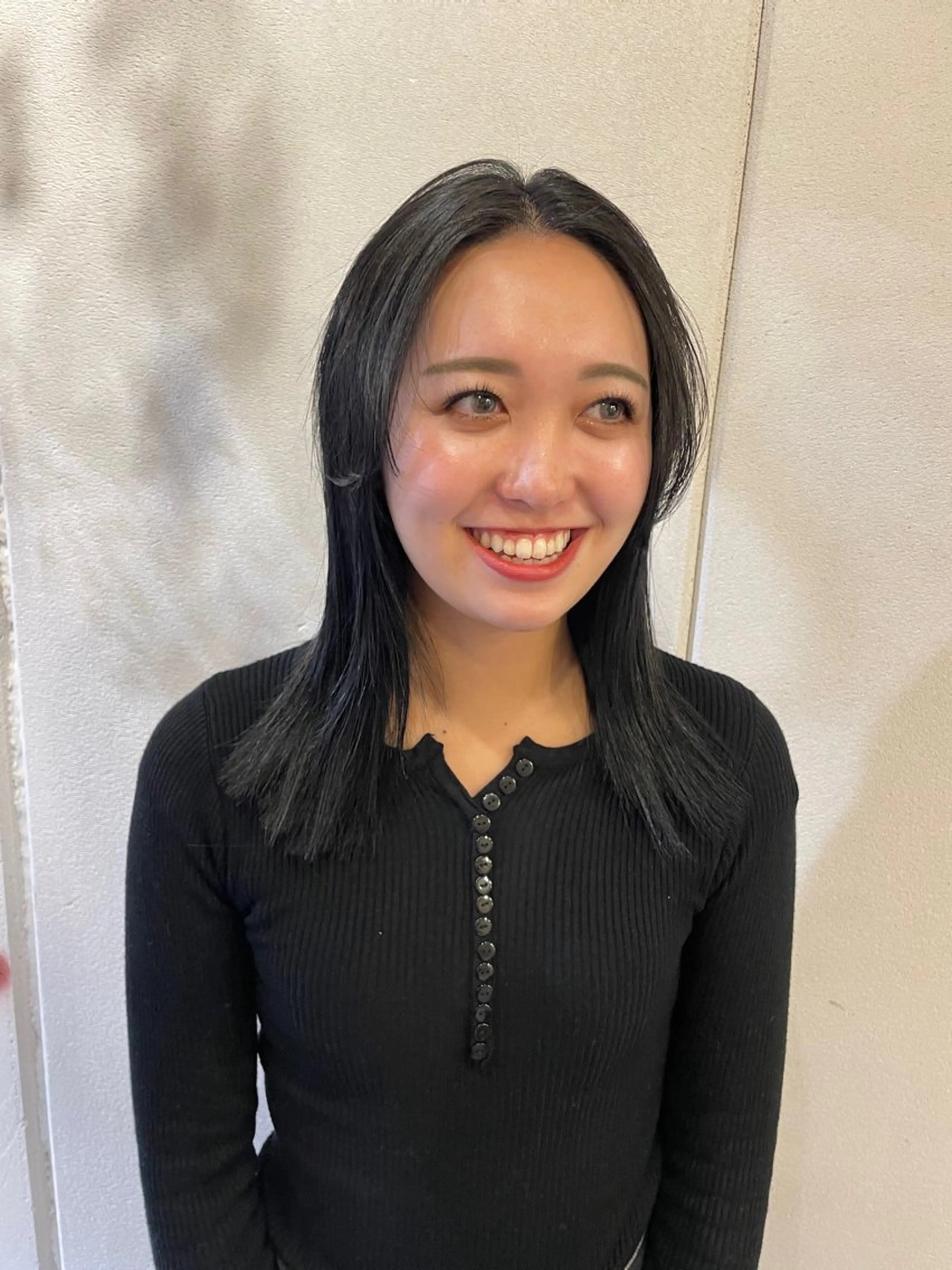 ミディアム 透明感カラー 🦋AYAのヘアスタイル