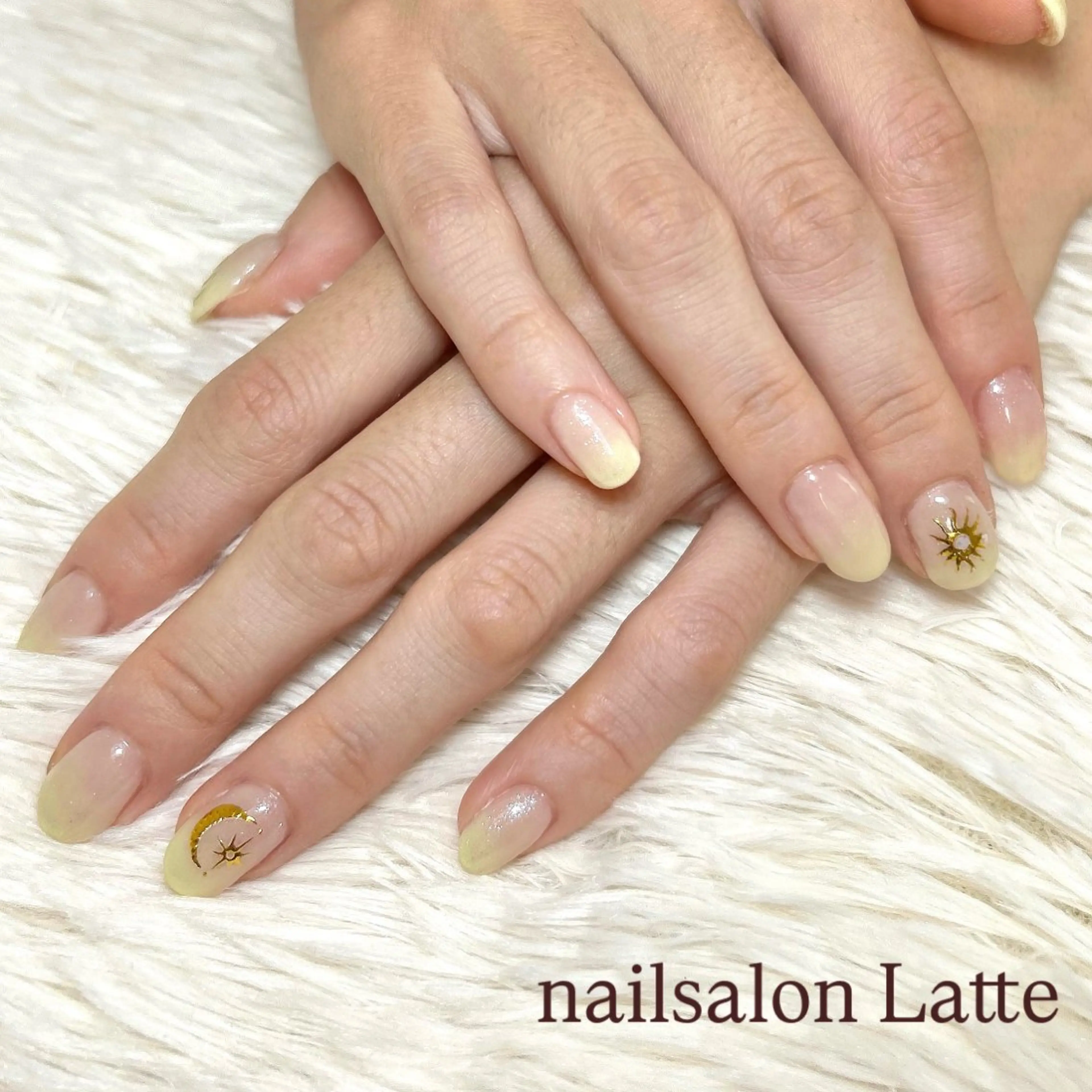 ネイル Nailsalon Latteのネイルデザイン