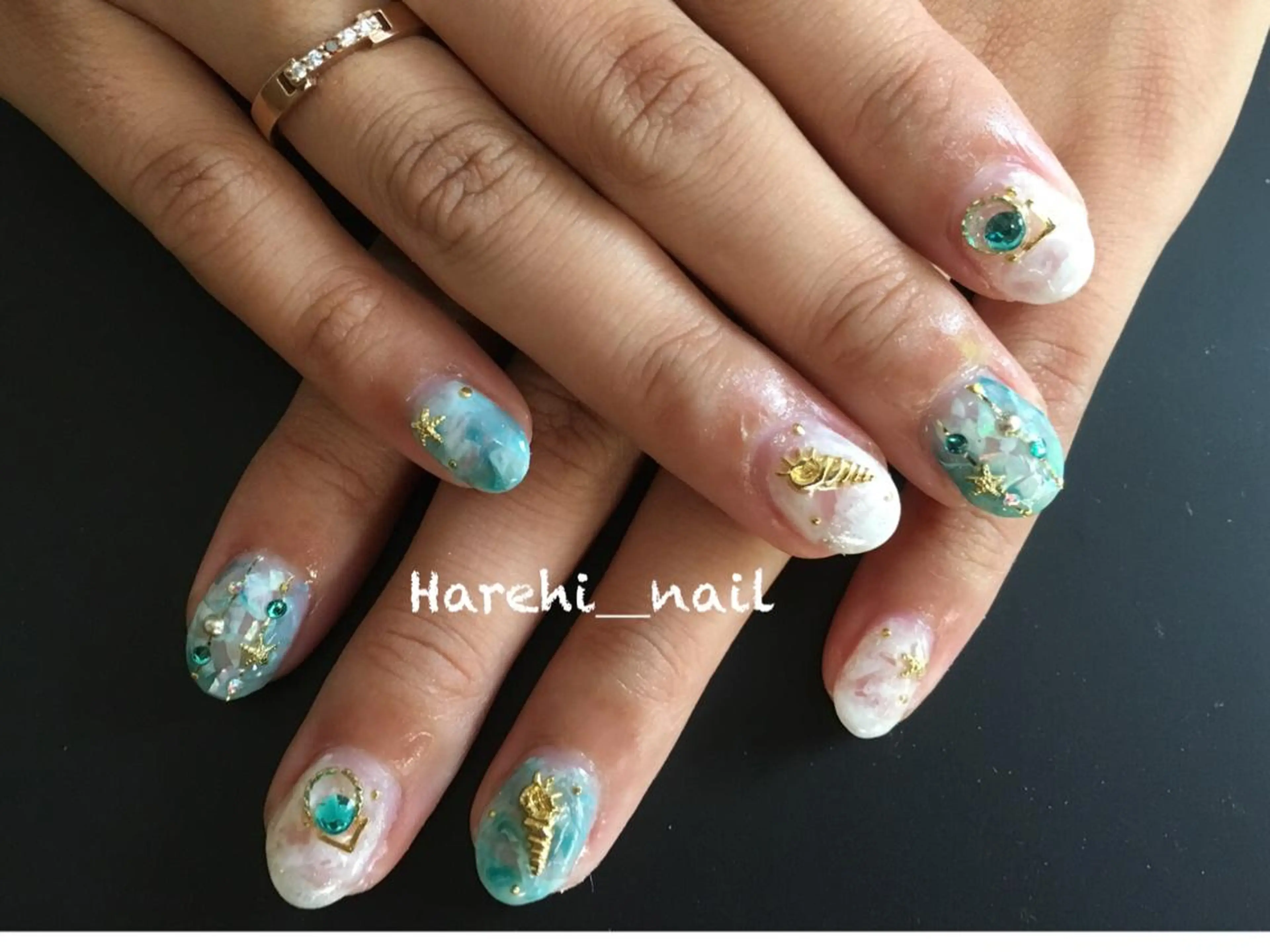 ネイル Harehi_ nailのネイルデザイン